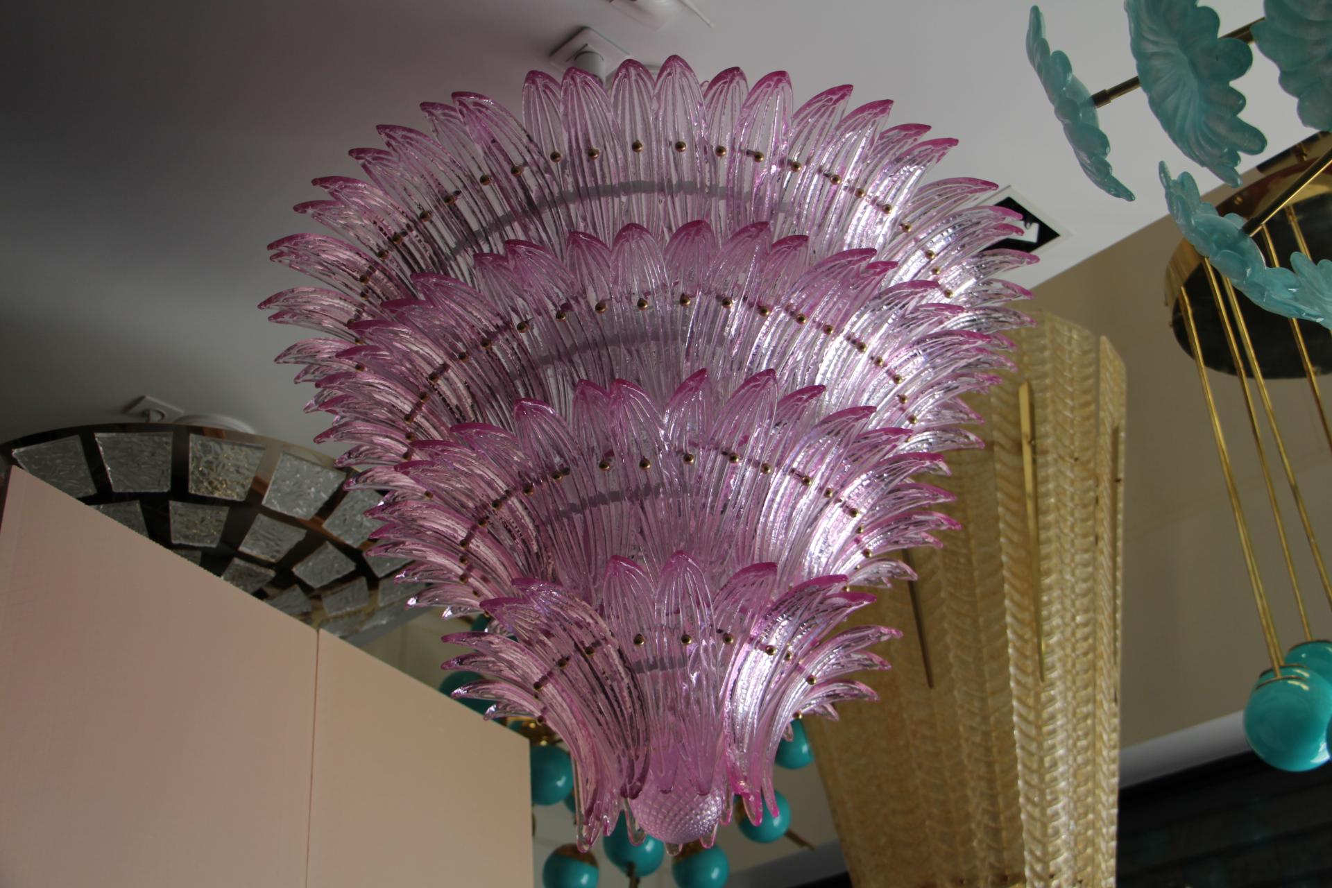 Hand-Crafted Barovier e Toso Style Pink Palmettes Chandelier