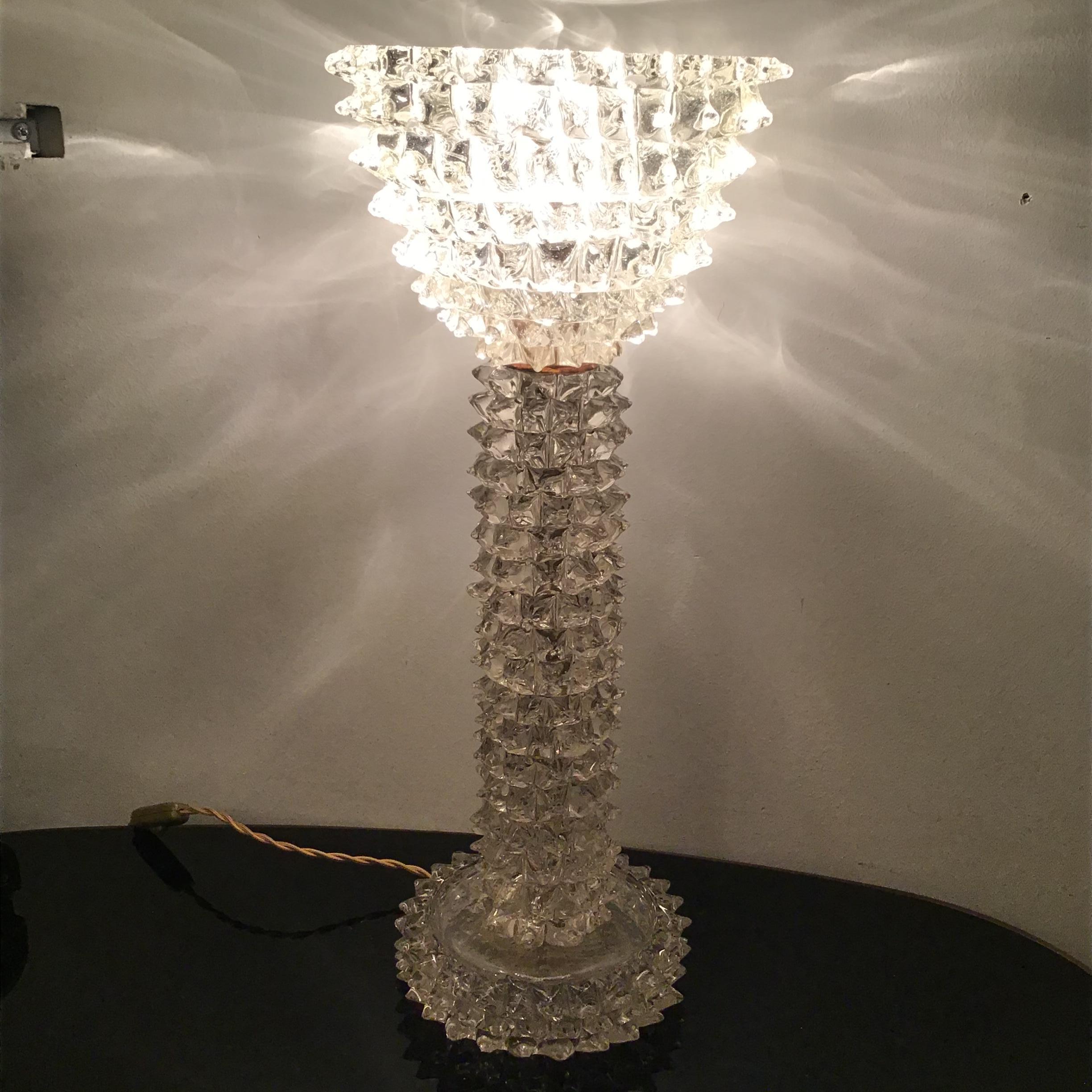 Milieu du XXe siècle Barovier & Toso lampe de bureau en laiton et verre de Murano, Italie, 1940 en vente