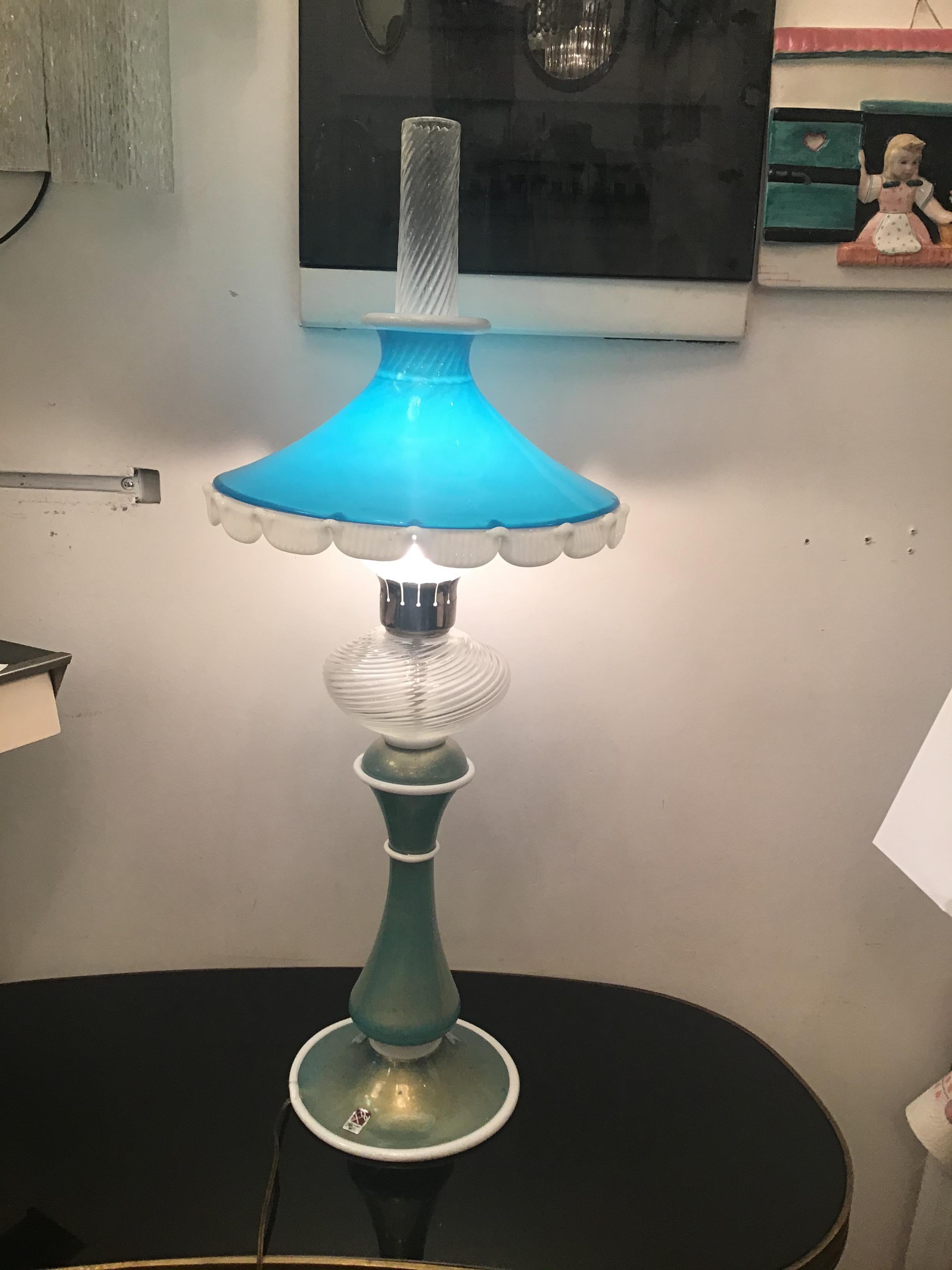 Milieu du XXe siècle Barovier & Toso lampe de bureau en laiton et verre de Murano, Italie, 1950 en vente