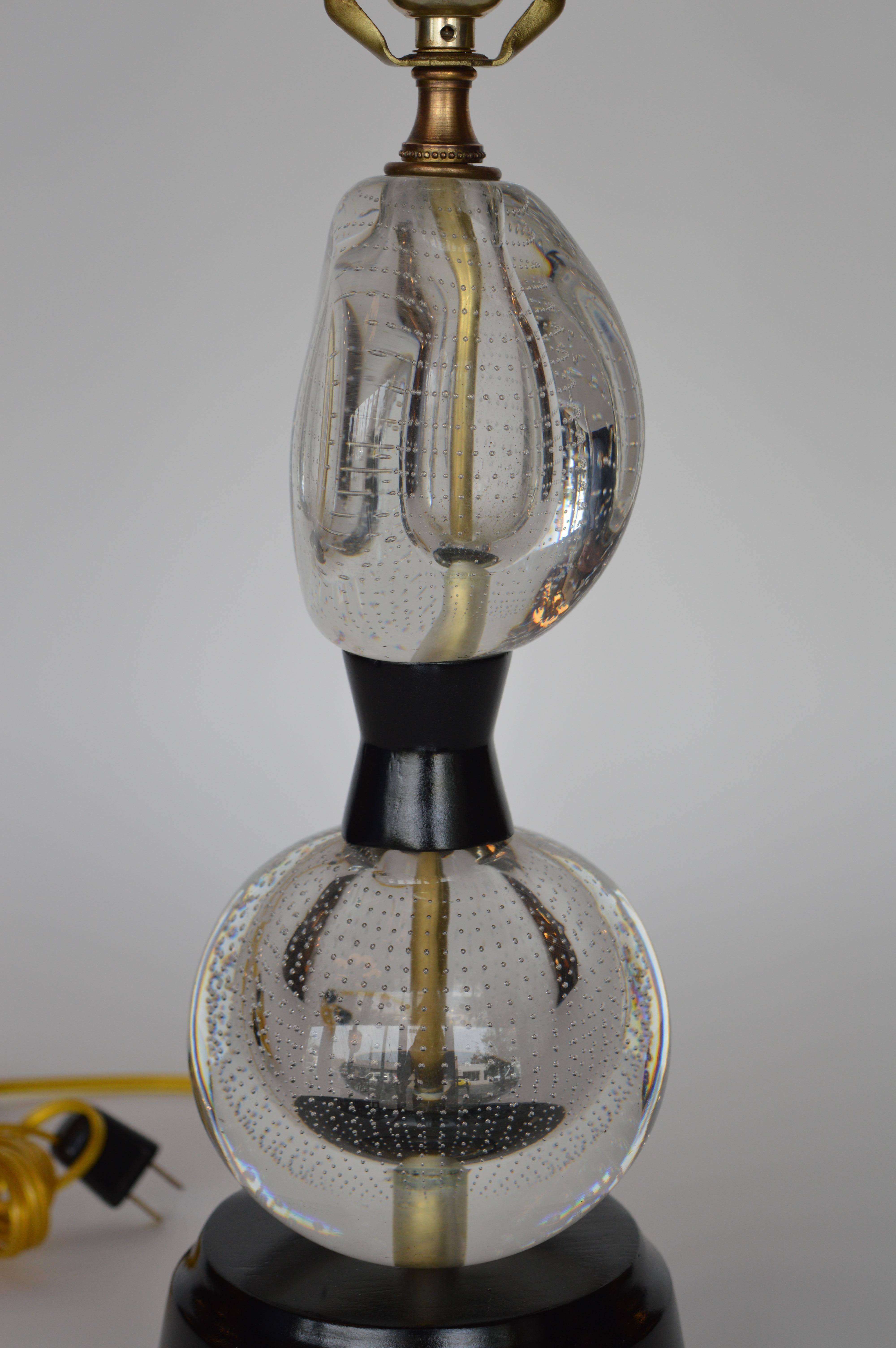 Barovier e Toso table lamp with hand blown bubbles inside the glass.