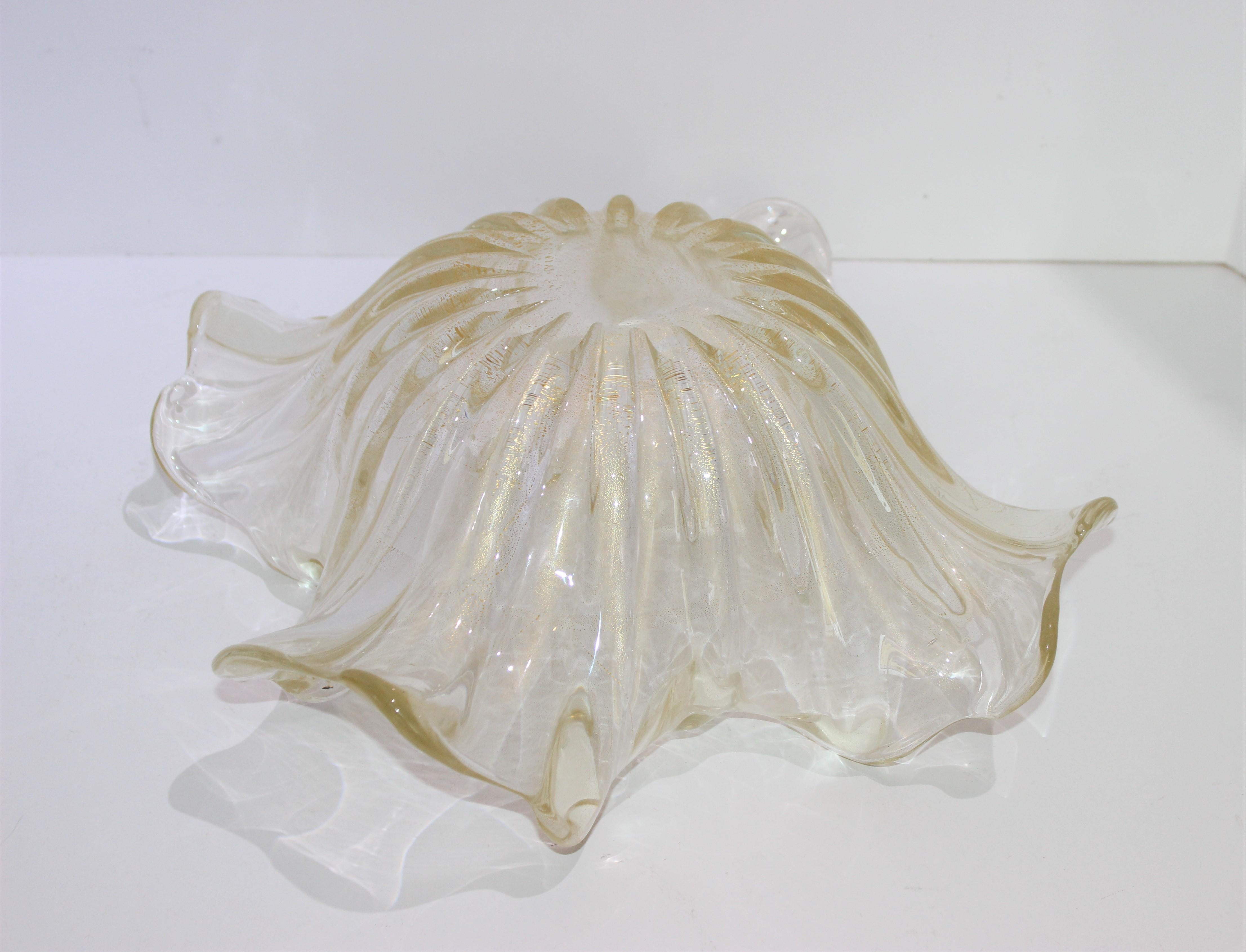 Mid-20th Century Barovier Et Toso Murano Glass Freeform Vase Bowl