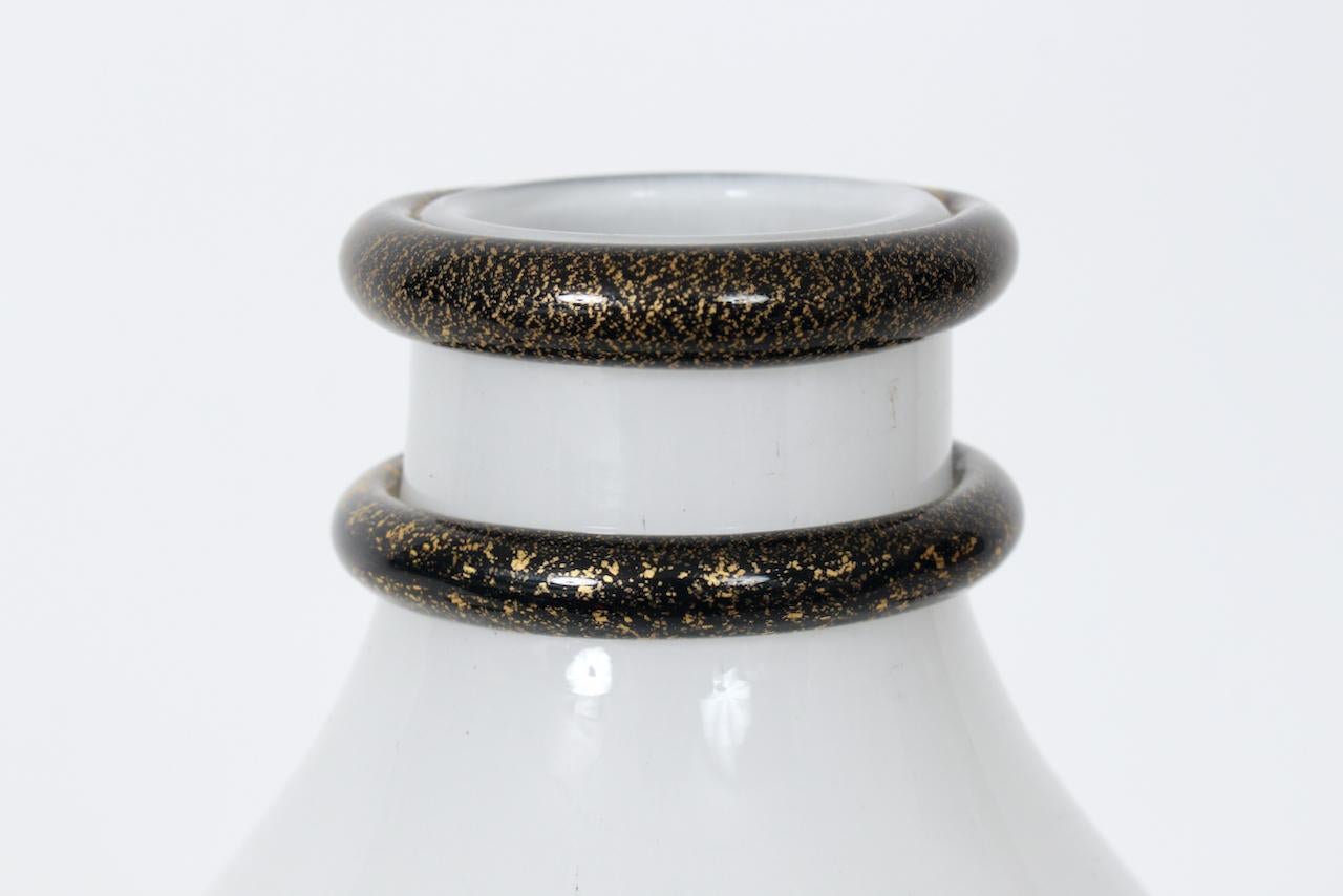 Barovier&Toso Vaso di Murano Vaso bianco e nero con inclusioni d'oro, CIRCA 1980 in vendita 1