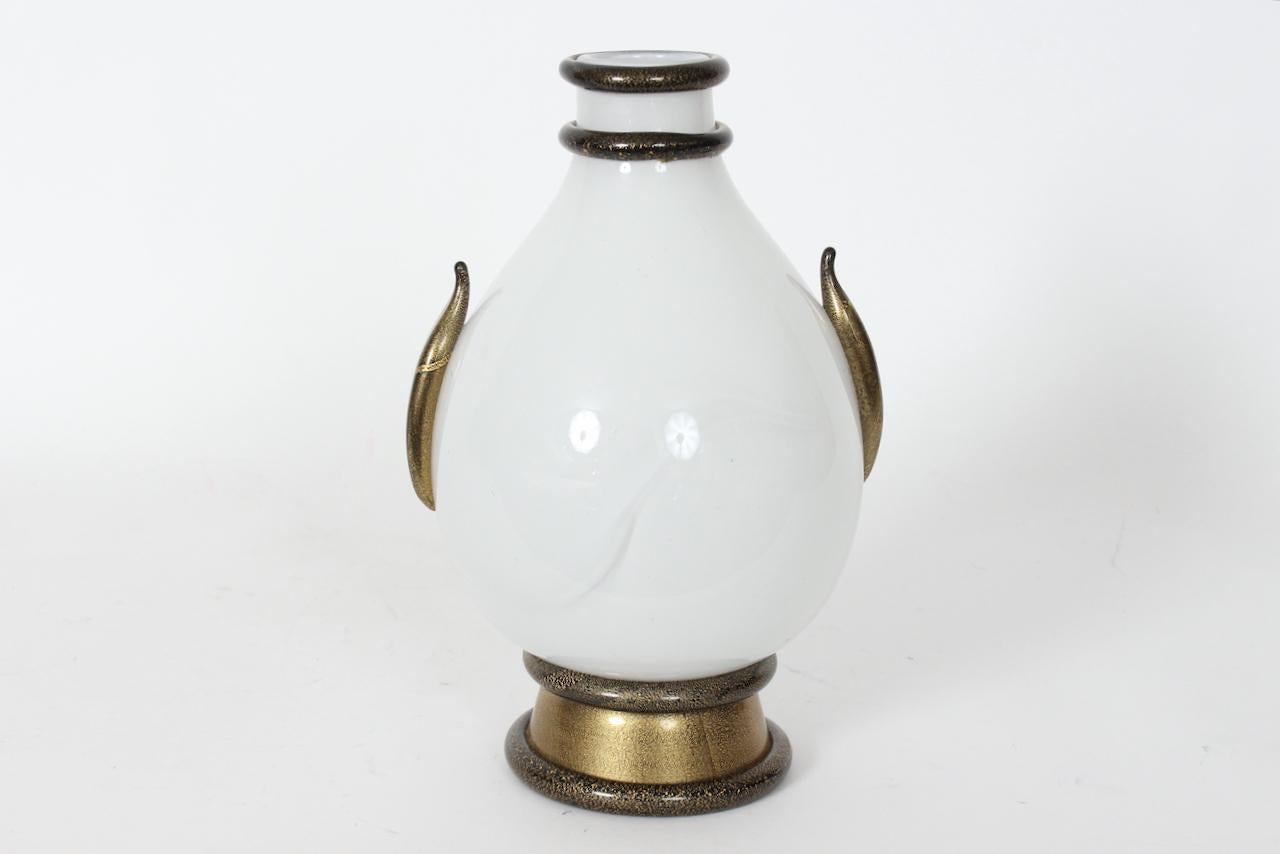 Barovier&Toso Vaso di Murano Vaso bianco e nero con inclusioni d'oro, CIRCA 1980 in vendita 13