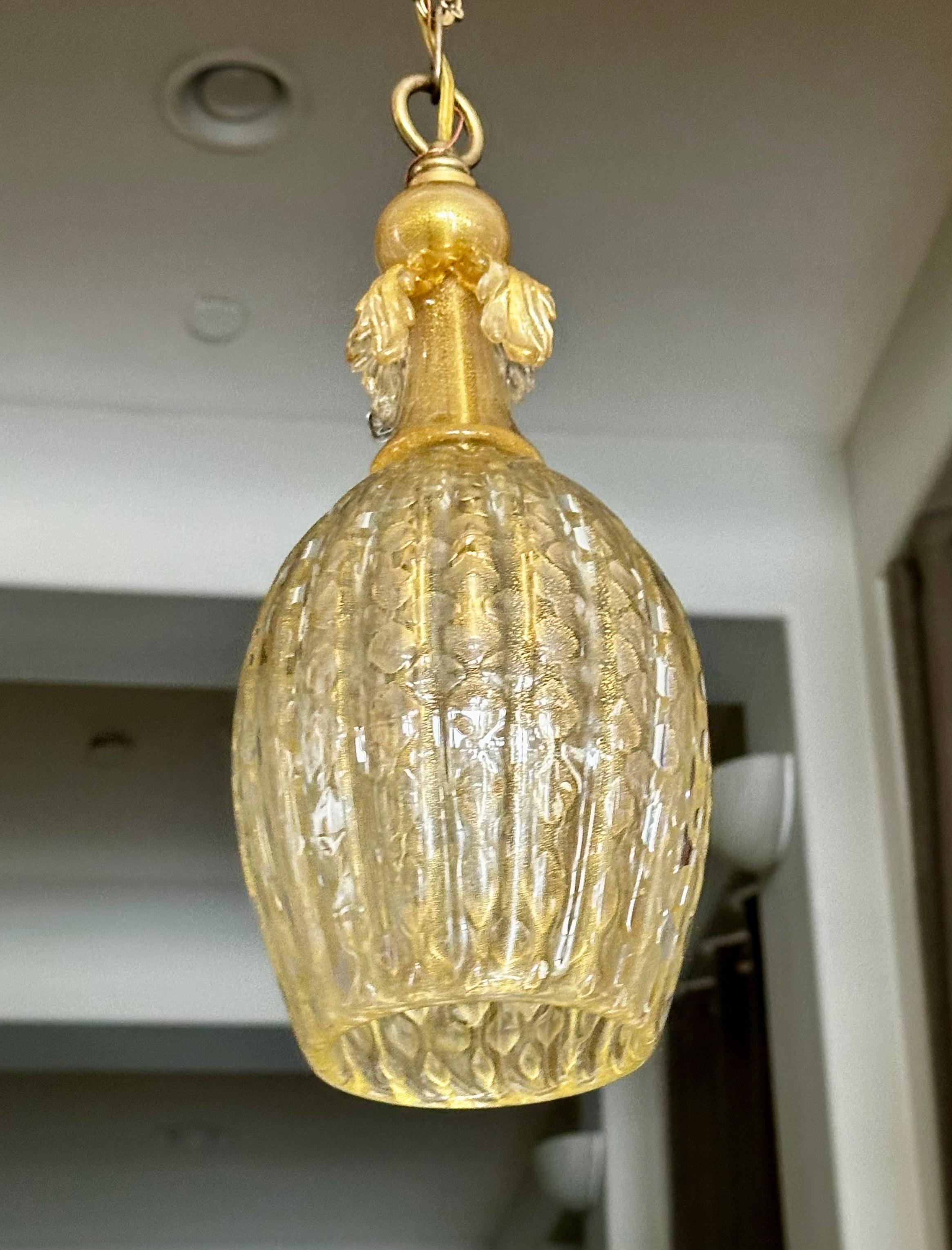 Barovier Gold Bubbles Murano Glass Pendant Light In Good Condition For Sale In Palm Springs, CA