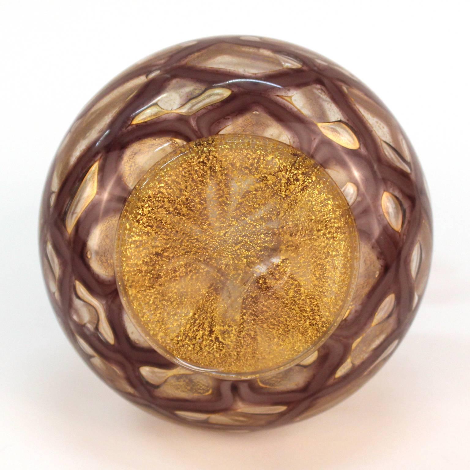 20th Century Barovier Graffito Technique Murano Glass Vase in Purple and 24-Karat Gold