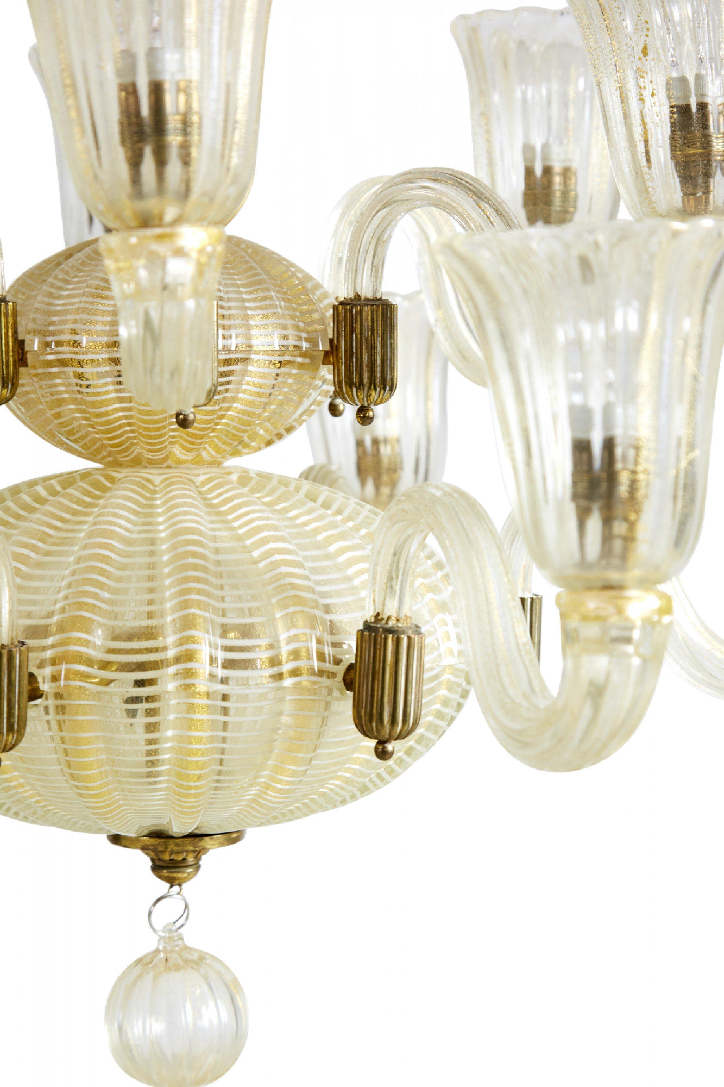 Barovier Italian Art Deco Gold Infused Glass 12-Arm Chandelier In Good Condition For Sale In New York, NY