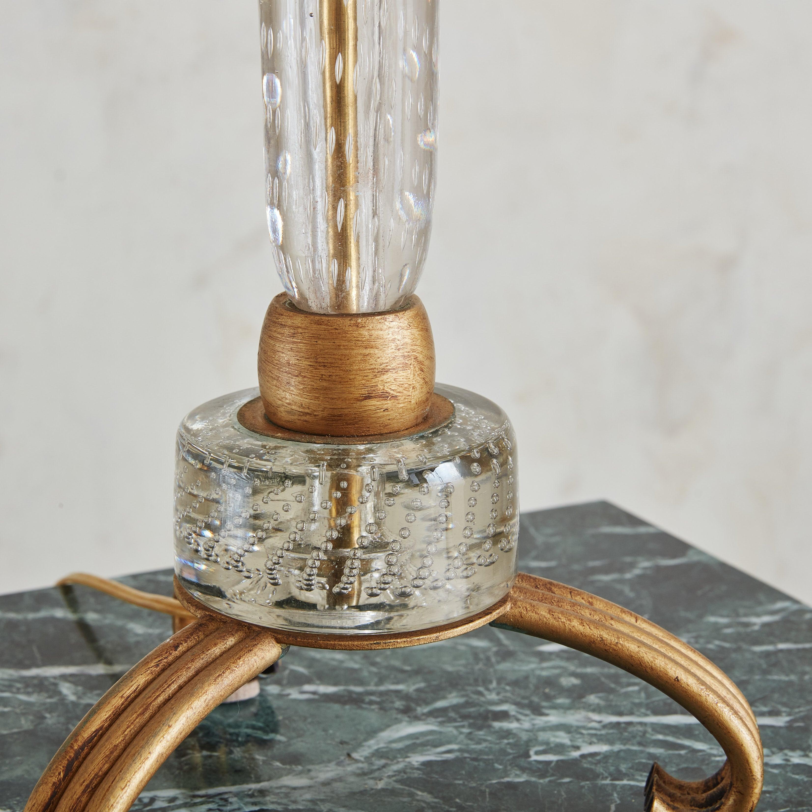 Milieu du XXe siècle Lampe de table en verre de Murano et métal doré, Barovier, années 1950 en vente
