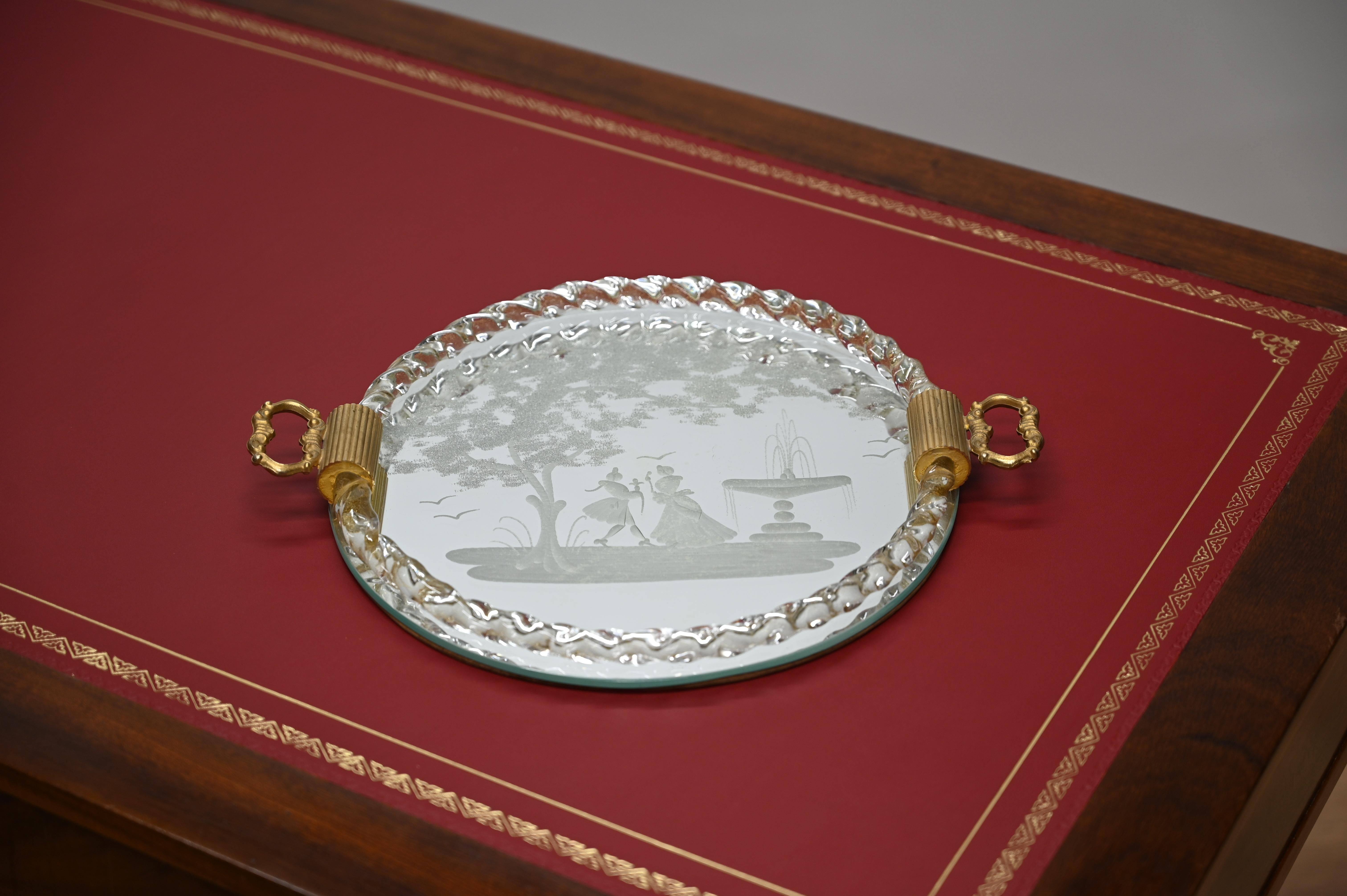 Barovier Bandeja para servir italiana de cristal soplado dorado de Murano, espejo grabado, años 40 Dorado en venta