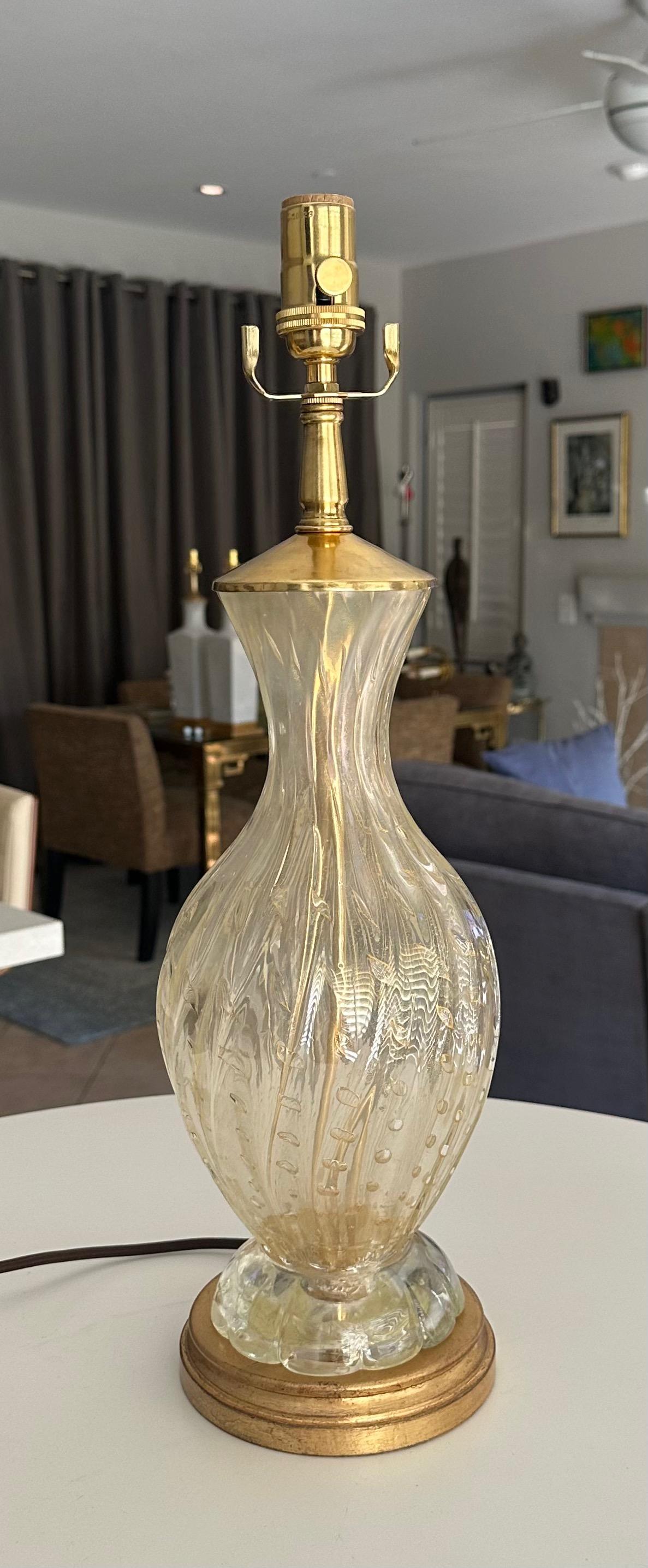 Mid-20th Century Barovier Murano Gold & Bubbles Table Lamp For Sale