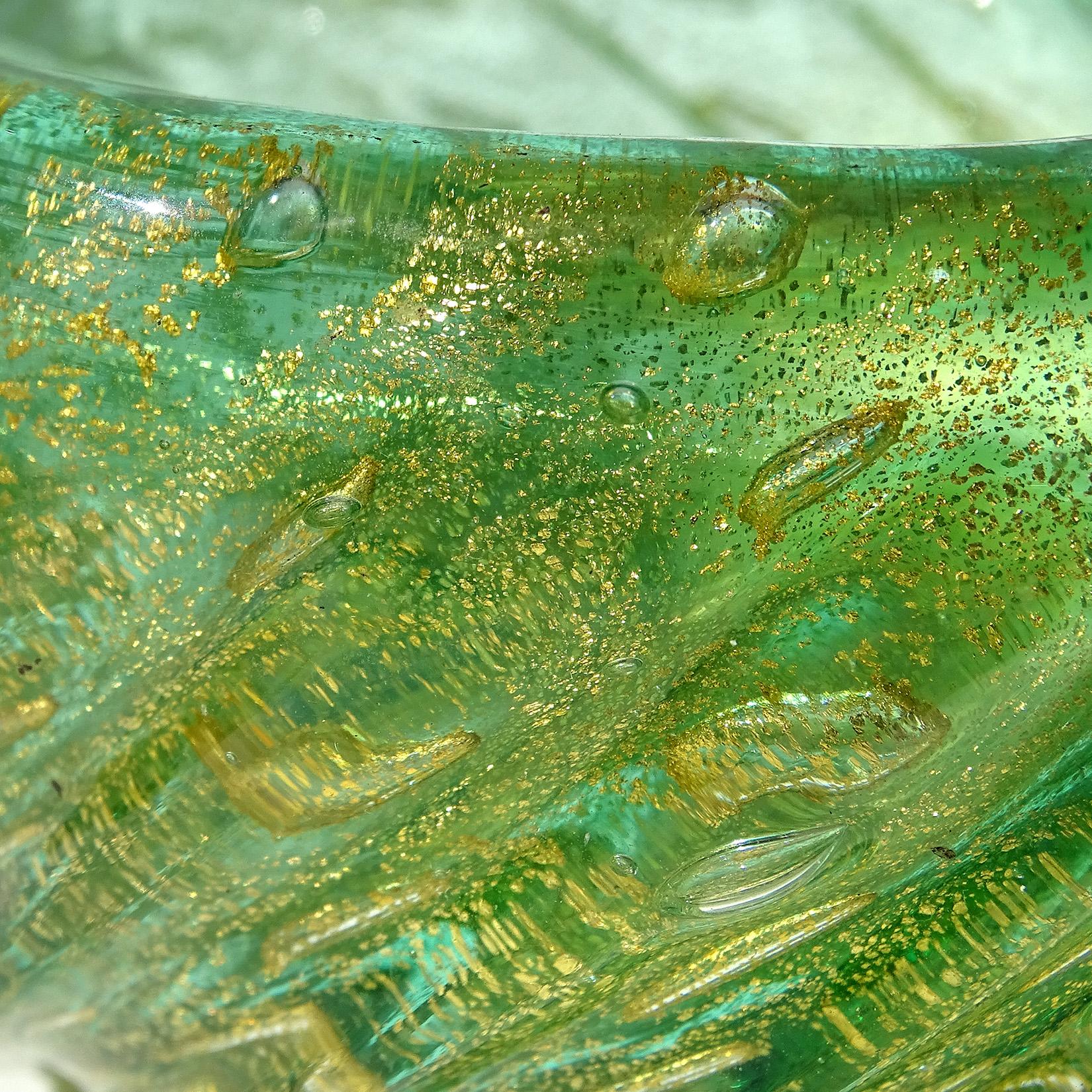 Hand-Crafted Barovier Murano Green Gold Flecks Bubbles Italian Art Glass Ashtray Bowl
