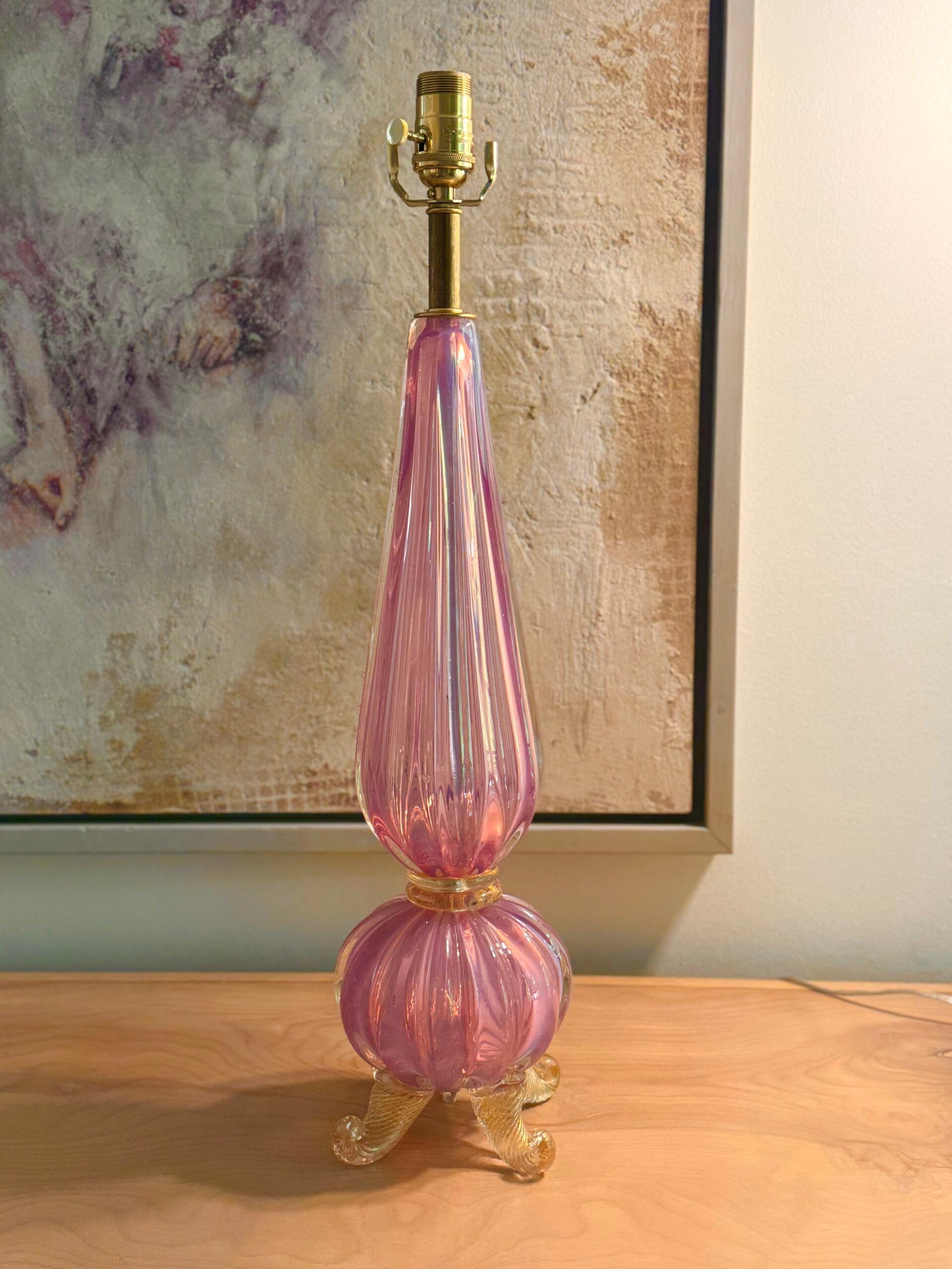 Barovier Murano Pink Opaline Glass Footed Lamp In Good Condition For Sale In Smyrna, GA