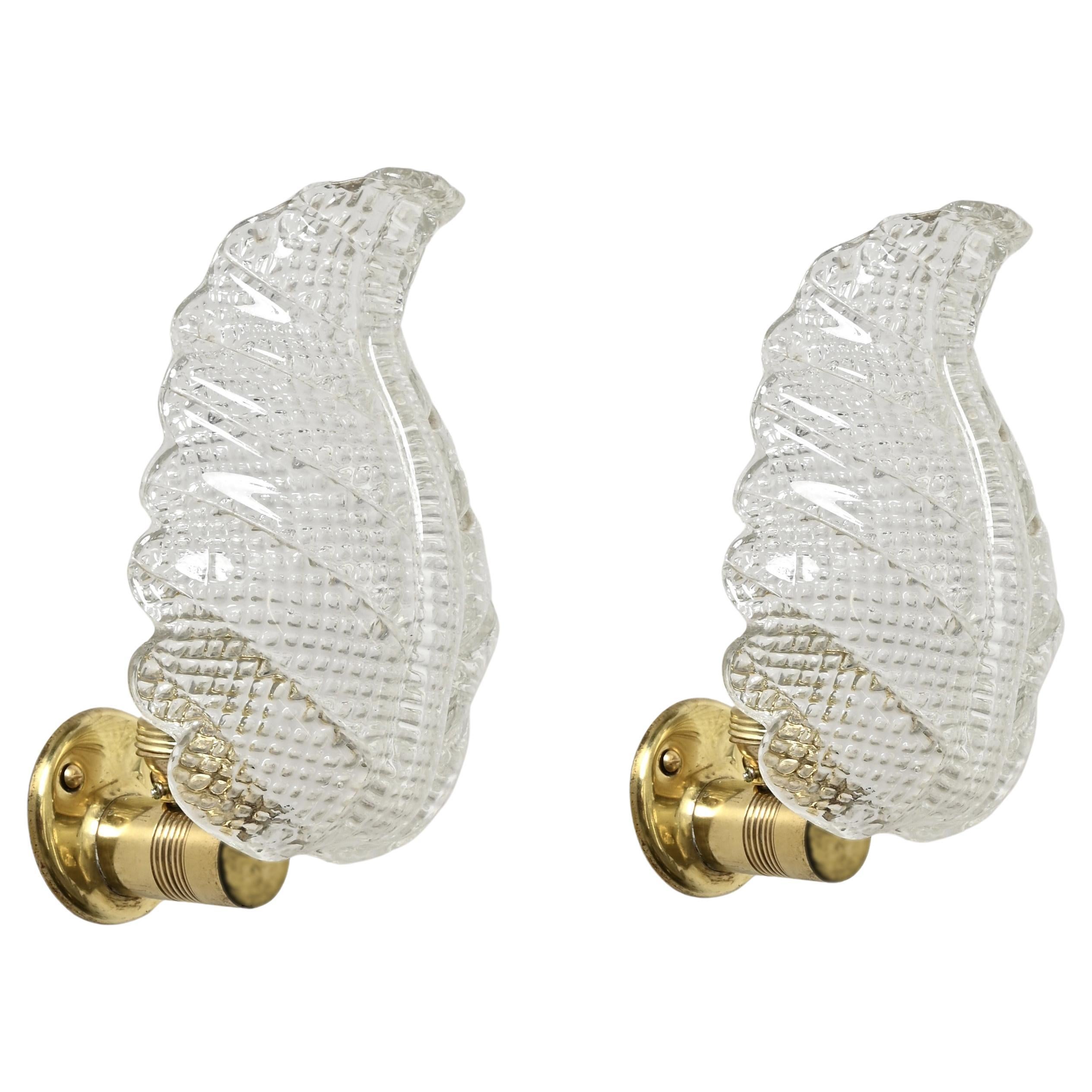 Barovier Coppia di lampade a foglia in vetro di Murano e ottone, Italia, anni '50 in vendita 4