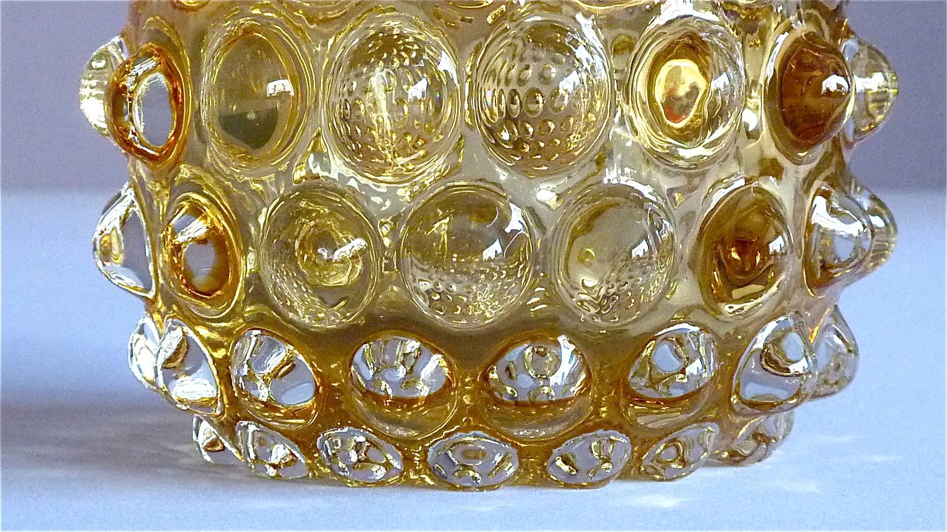 Verre d'art Barovier Seguso & Ferro Vase en verre d'art de Murano jaune miel ambre Italie:: années 1940