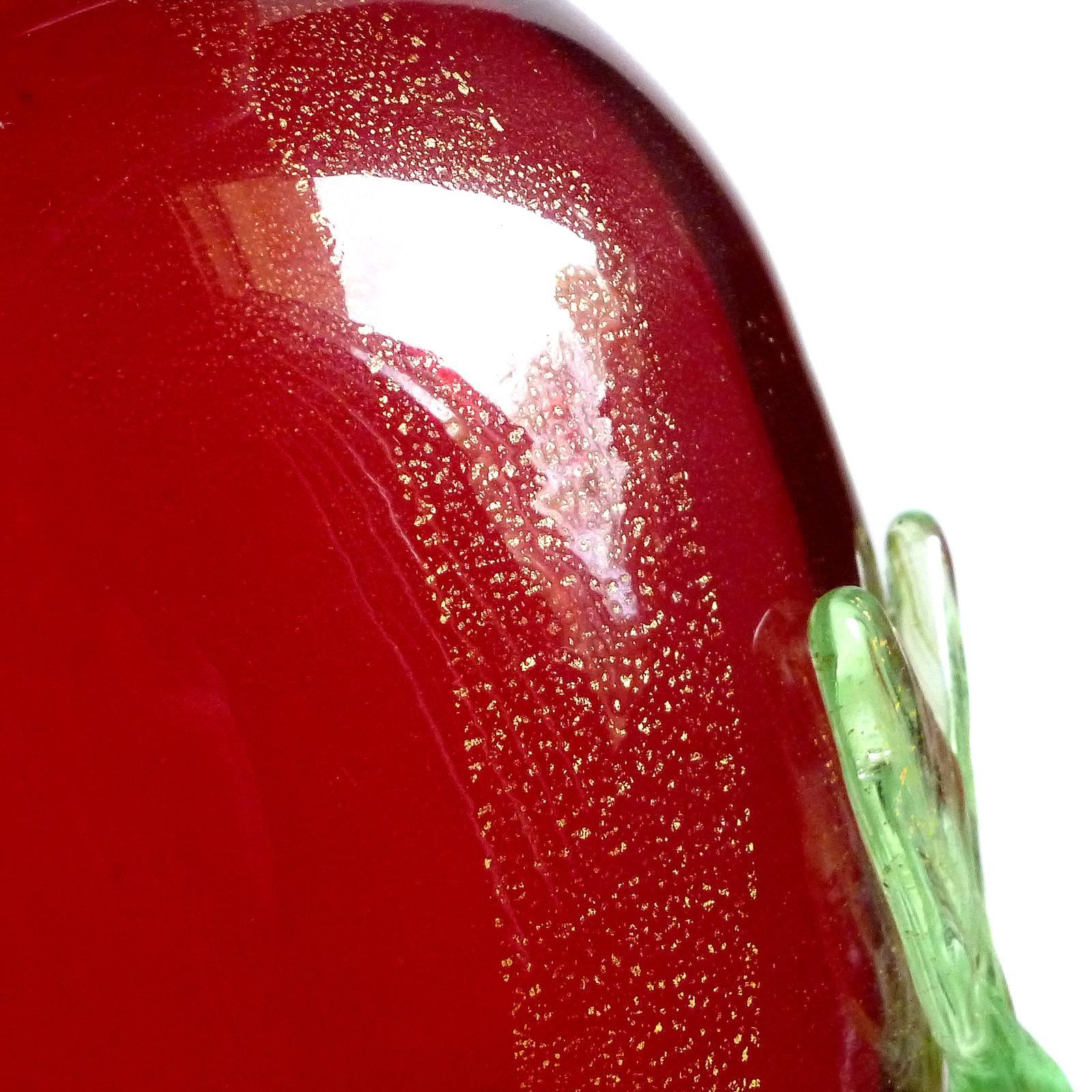 Fatto a mano Barovier Seguso & Ferro Vaso a stelo di pesce in vetro italiano di Murano con macchie d'oro rosse in vendita