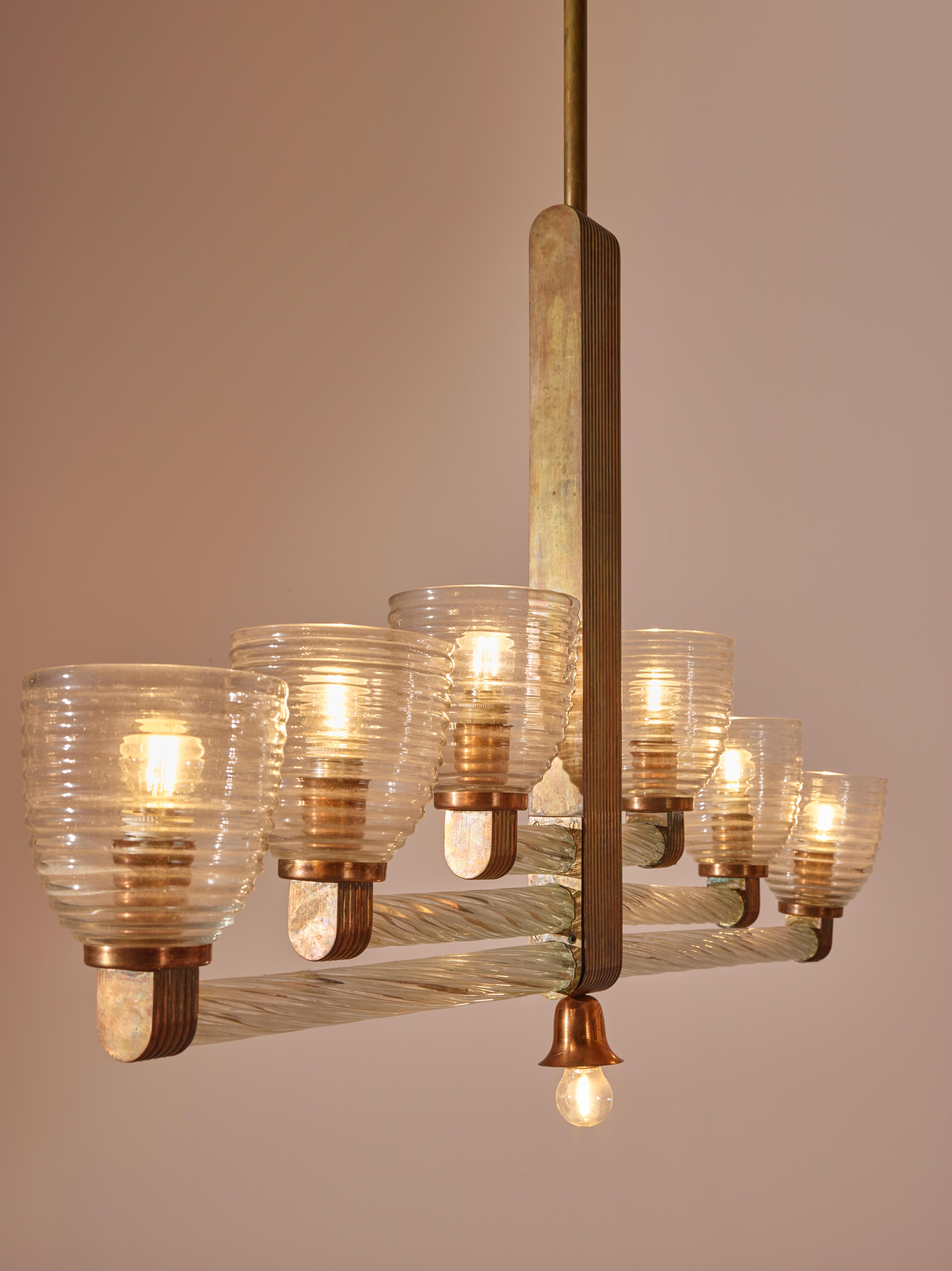 Barovier Seven Lights Chandelier Made of Glass, Brass and Copper, Italy, 1930s In Good Condition In Chiavari, Liguria