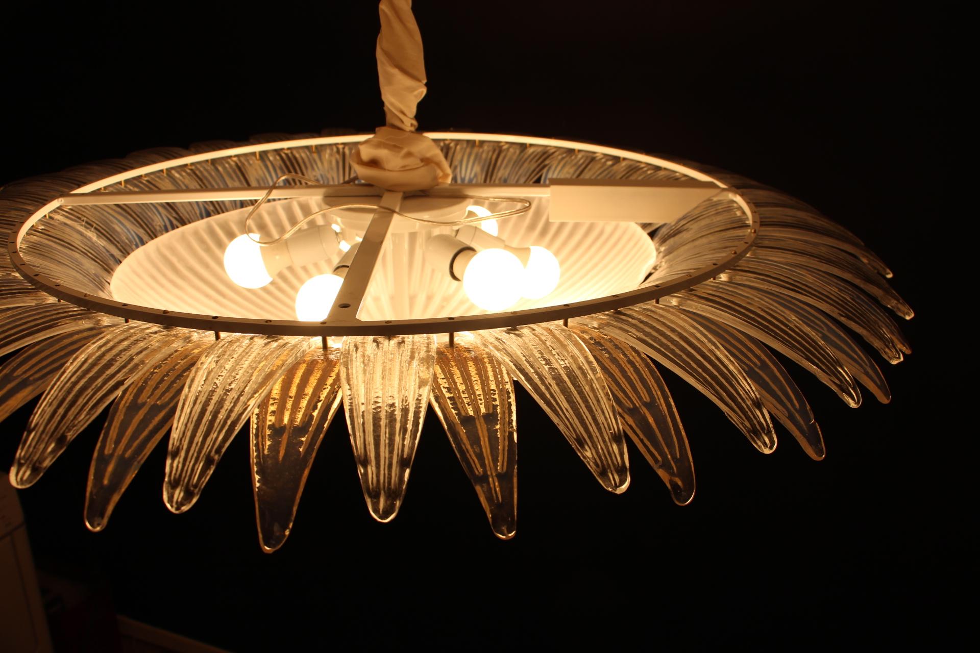 Barovier Style Iridescent and White Murano Glass Flush Mount Chandelier For Sale 10