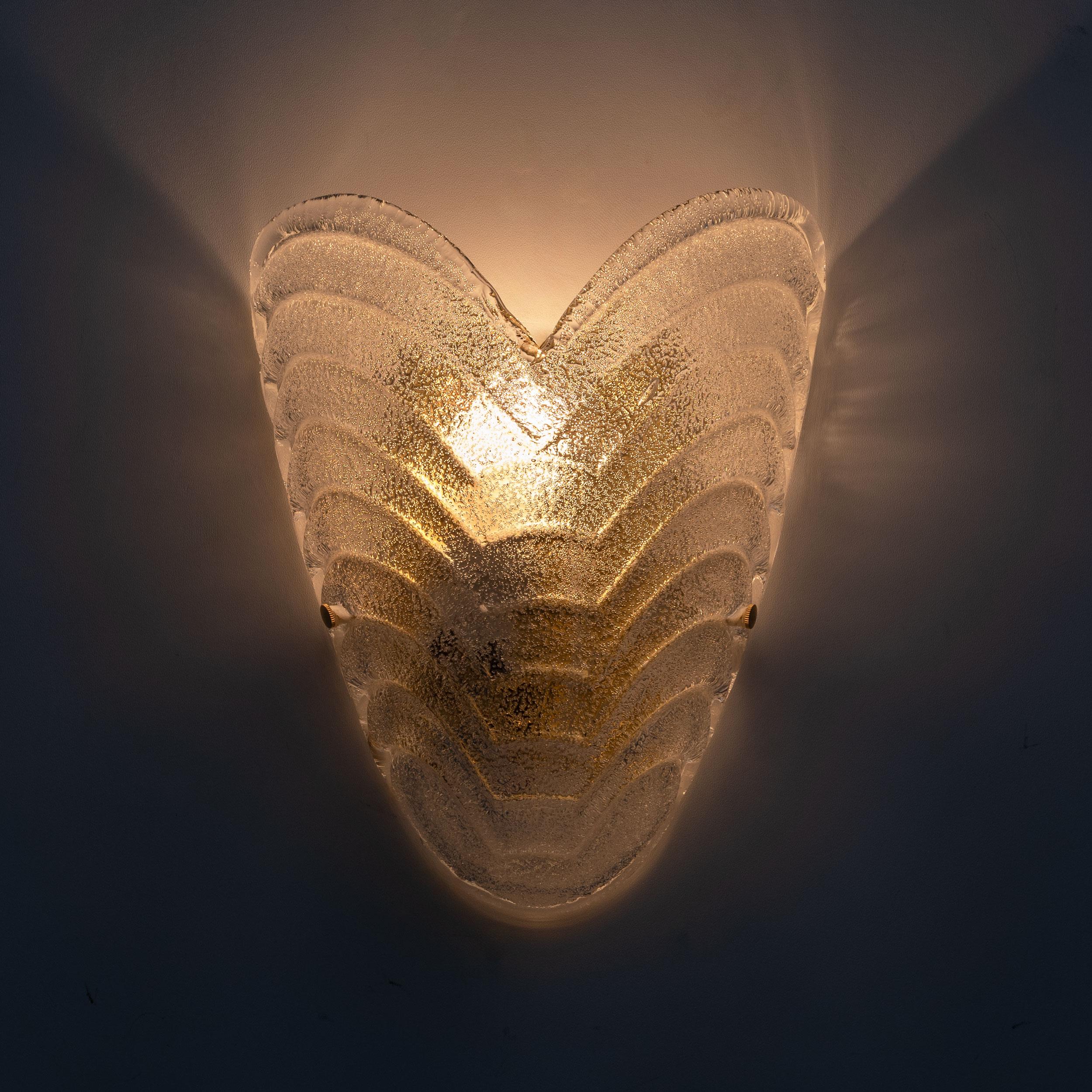 Barovier, stile metà del secolo scorso, lampade a conchiglia in vetro di Murano, anni '60, coppia. In condizioni buone in vendita a Puglia, Puglia