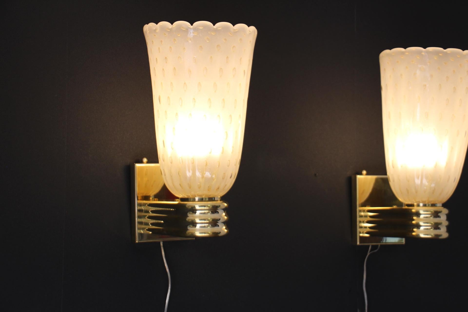 Barovier Style Murano Pulegoso Gold Glass Sconces , Golden Flakes Wall Lights For Sale 6