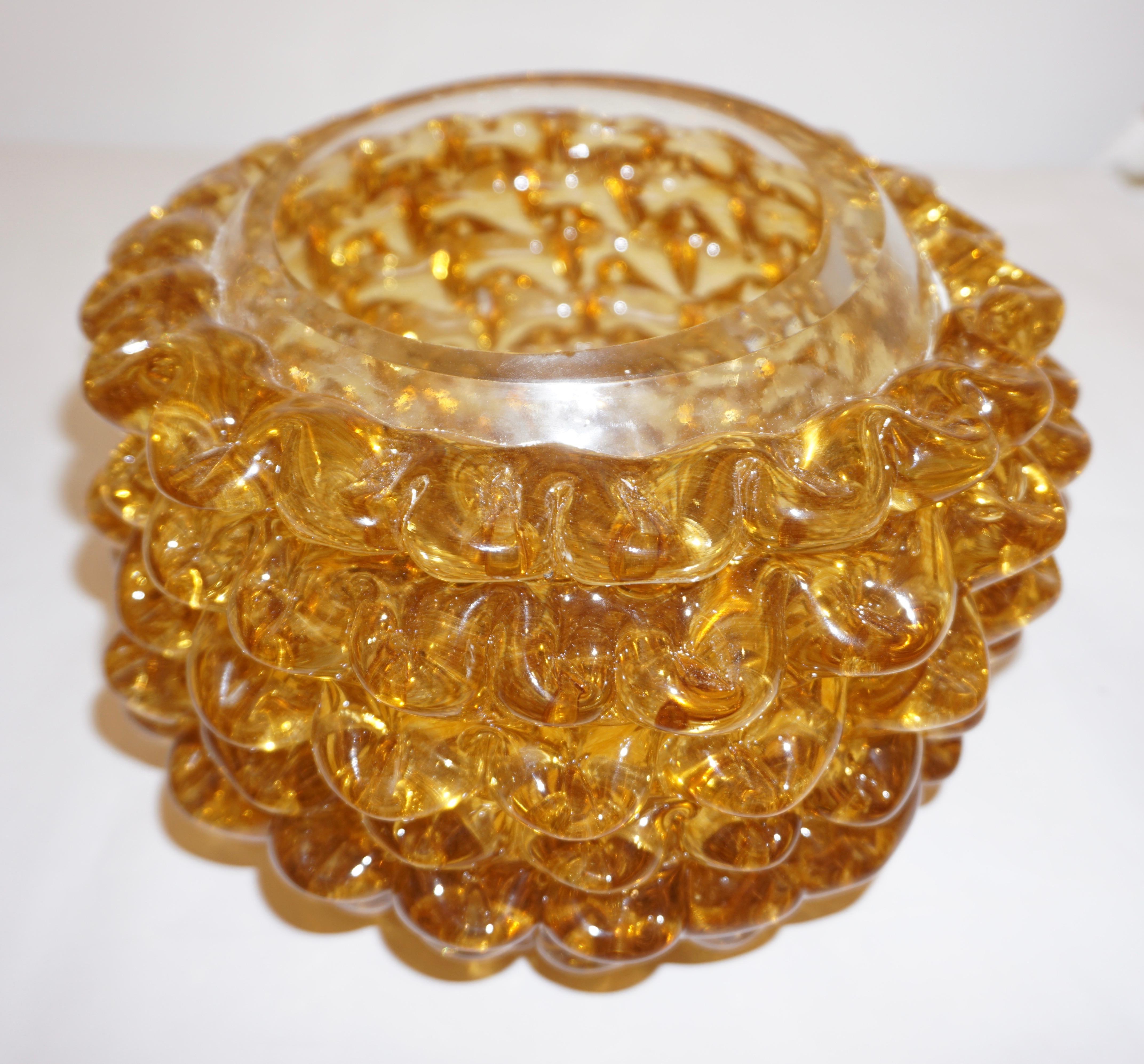 Hand-Crafted Barovier Toso 1950s Italian Vintage Amber Gold Rostrato Murano Glass Bowl