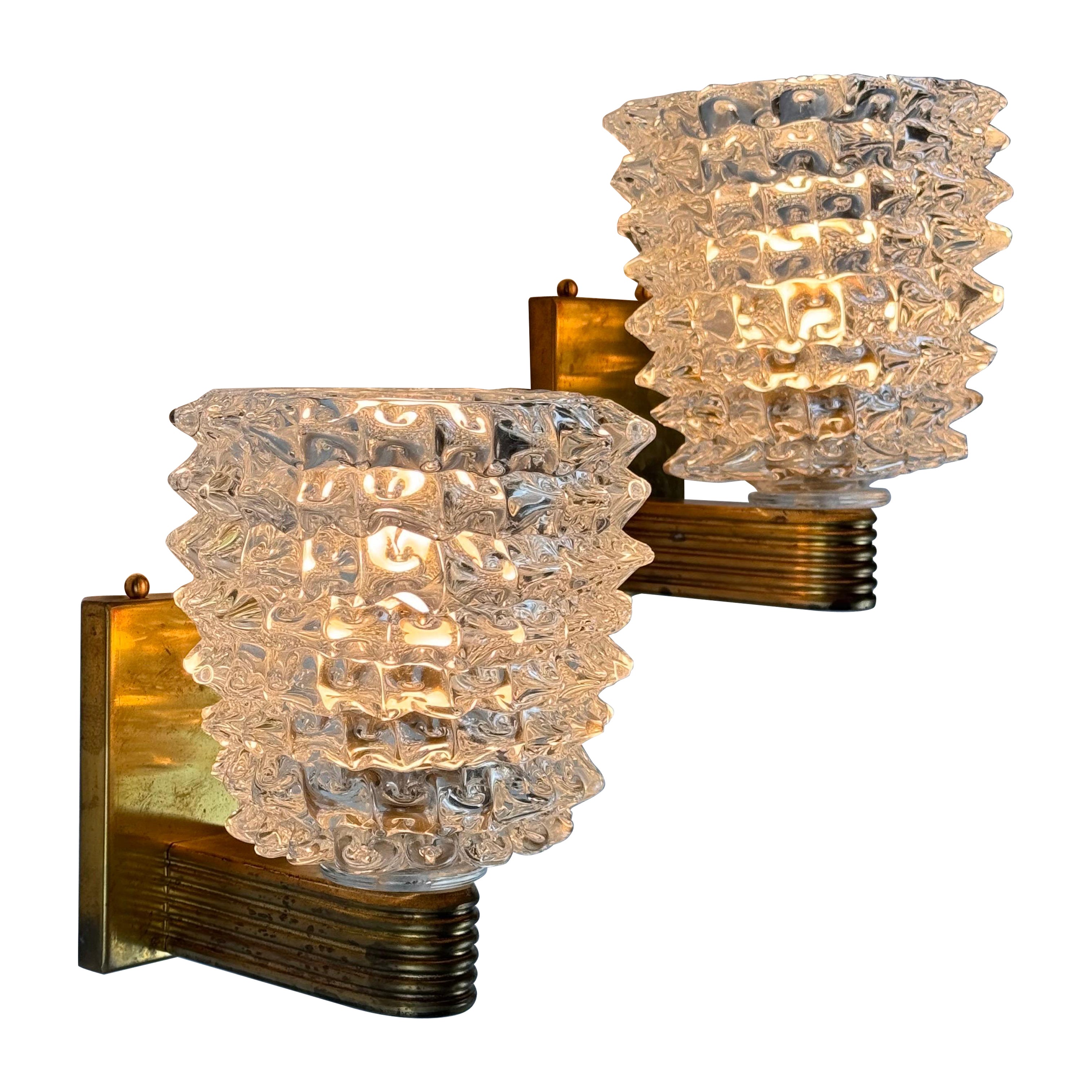 Barovier 
Toso Art Deco Brass-Mounted "Rostrato" Murano Glass Sconces, 1940s