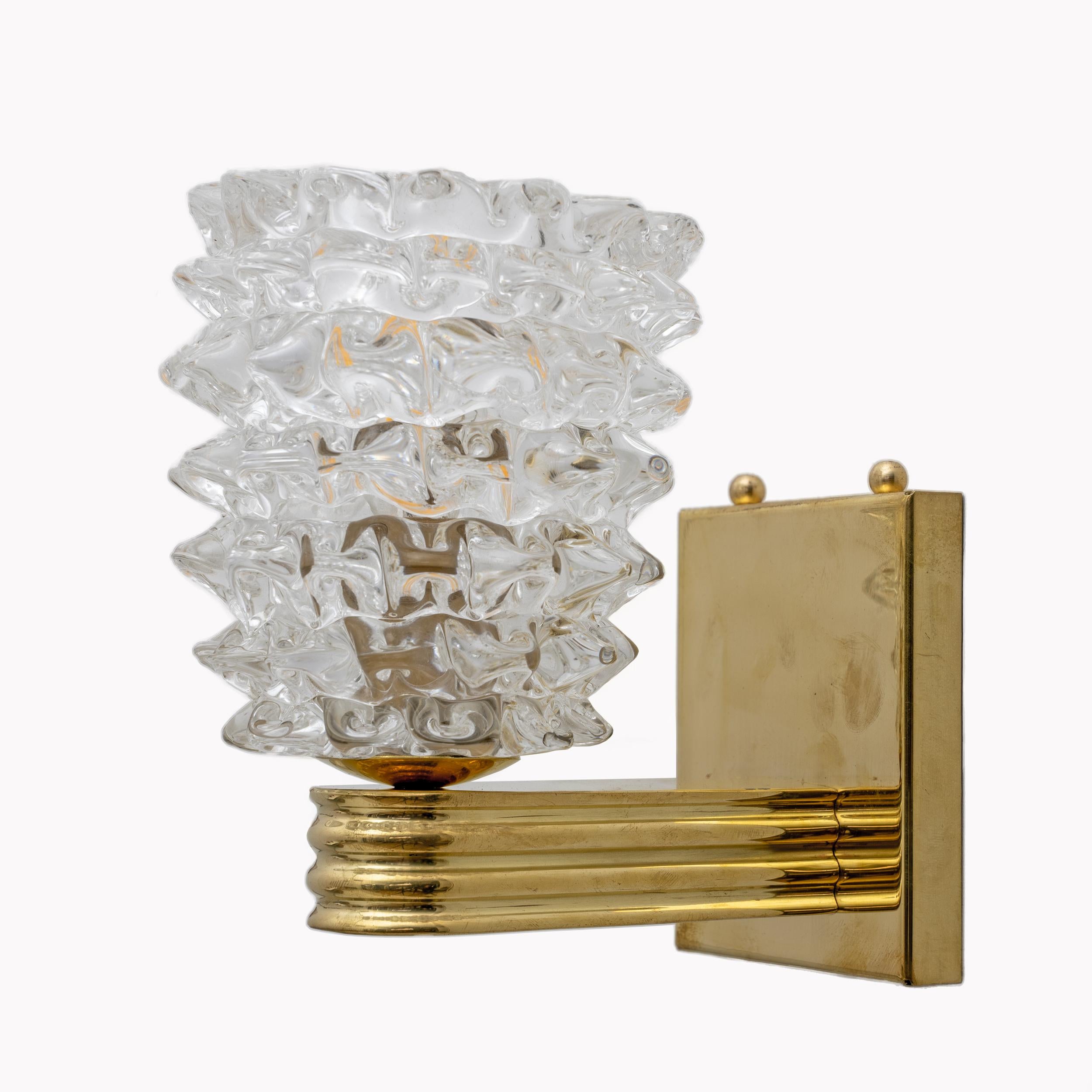 Art Deco Barovier & Toso Art Dèco Style Brass and Rostrato Murano Glass Sconces, Pair For Sale