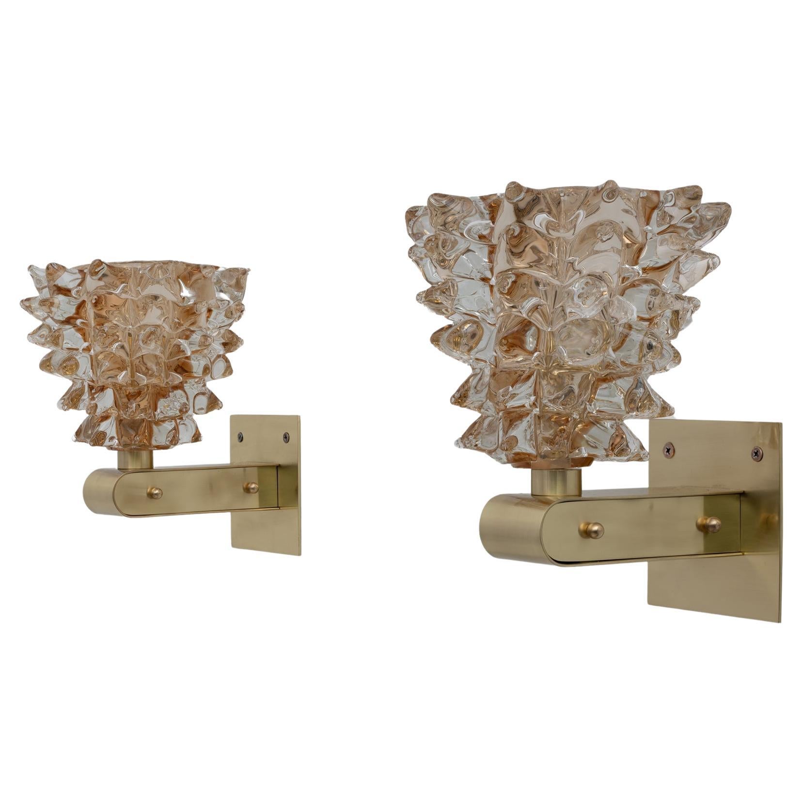 Barovier & Toso Art Dèco Style Brass and Rostrato Murano Glass Sconces, Pair For Sale