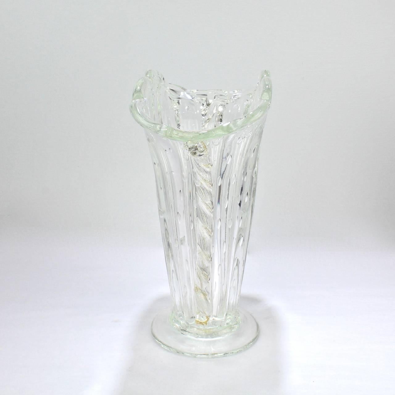Mid-Century Modern Vase à fleurs éventail en verre de Murano transparent et feuille d'or Barovier & Toso Bullicante en vente