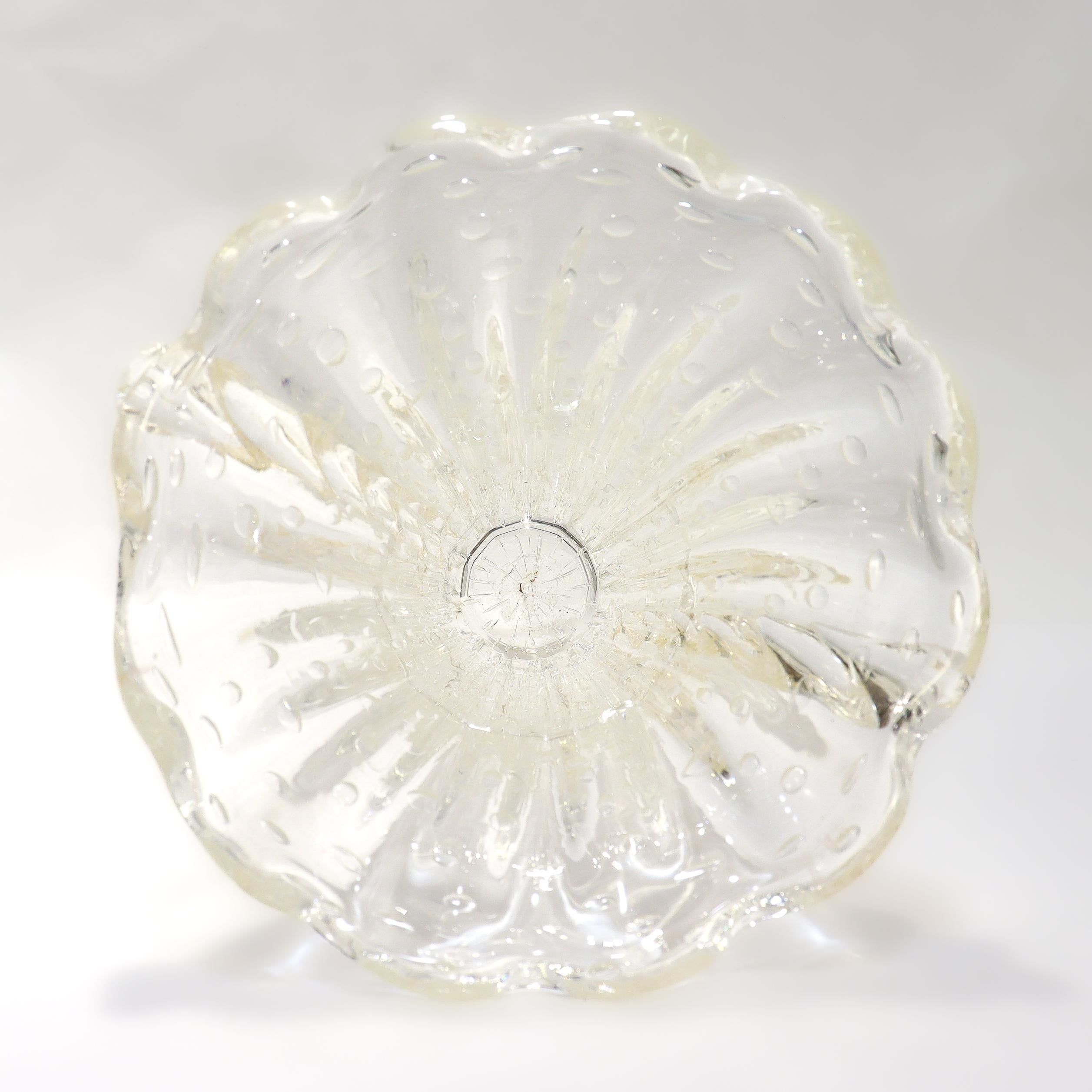 Barovier & Toso Bullicante Blumenvase aus klarem Murano-Glas mit Goldfolie im Angebot 1