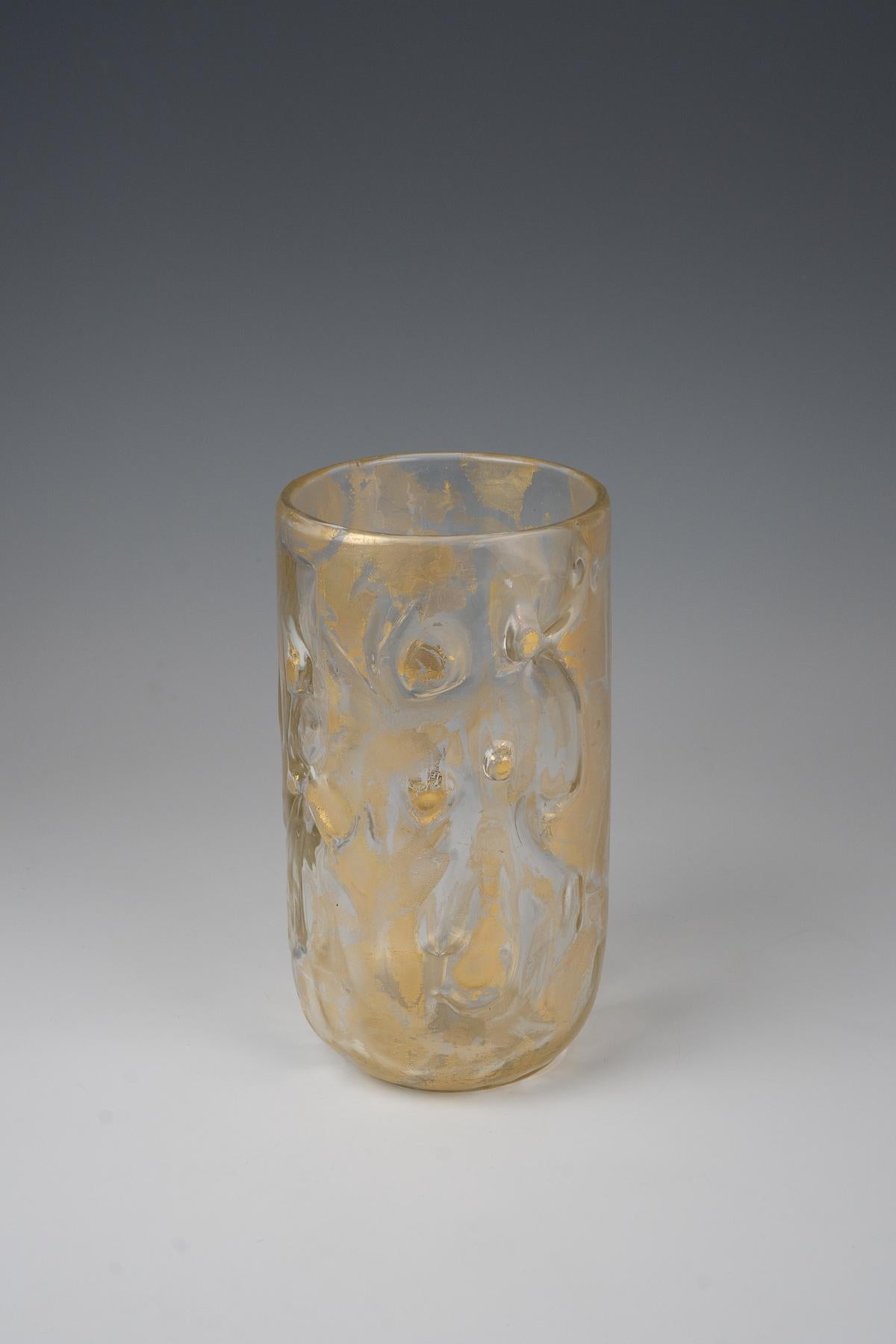 Barovier & Toso, farbloses Glas mit Goldeinschlüssen. 1979 (Italienisch) im Angebot