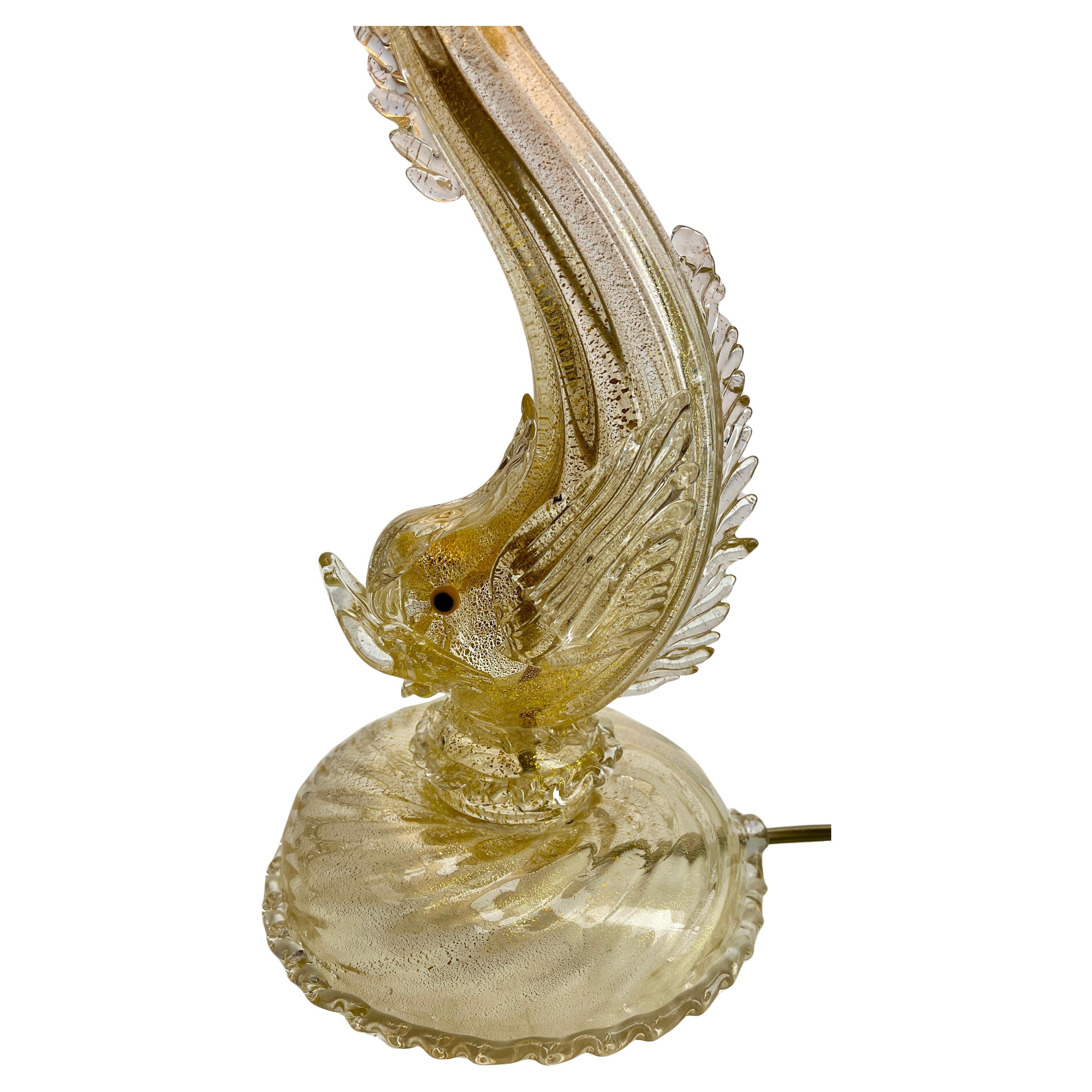 Barovier&Toso Lampe de table décorative Murano avec corde dorée Cordonato Oro.

Exemple classique de la technique du 