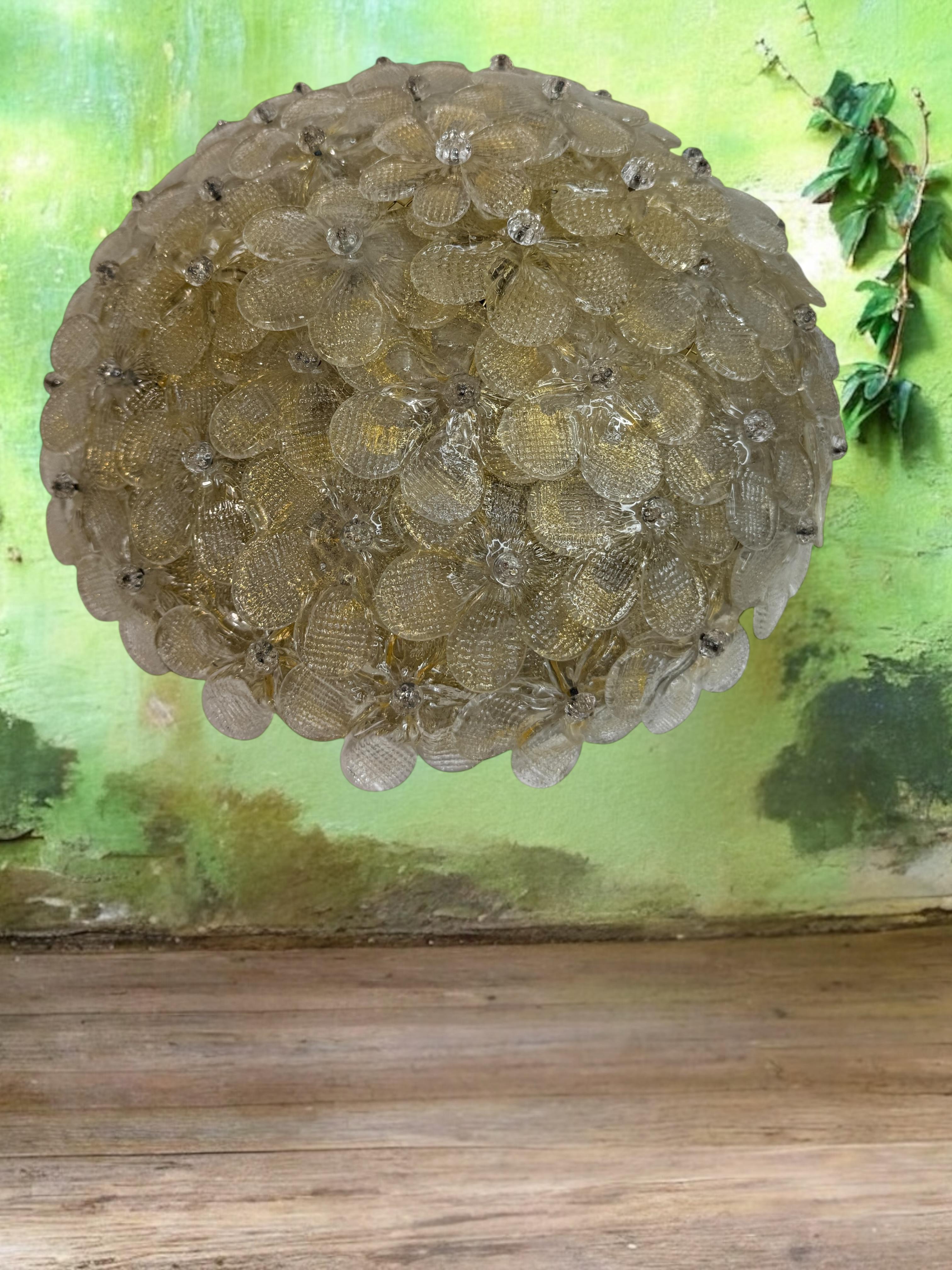 Barovier Toso Flush Mount Murano Glass Gold and Clear Color Flowers, 1960s For Sale 3