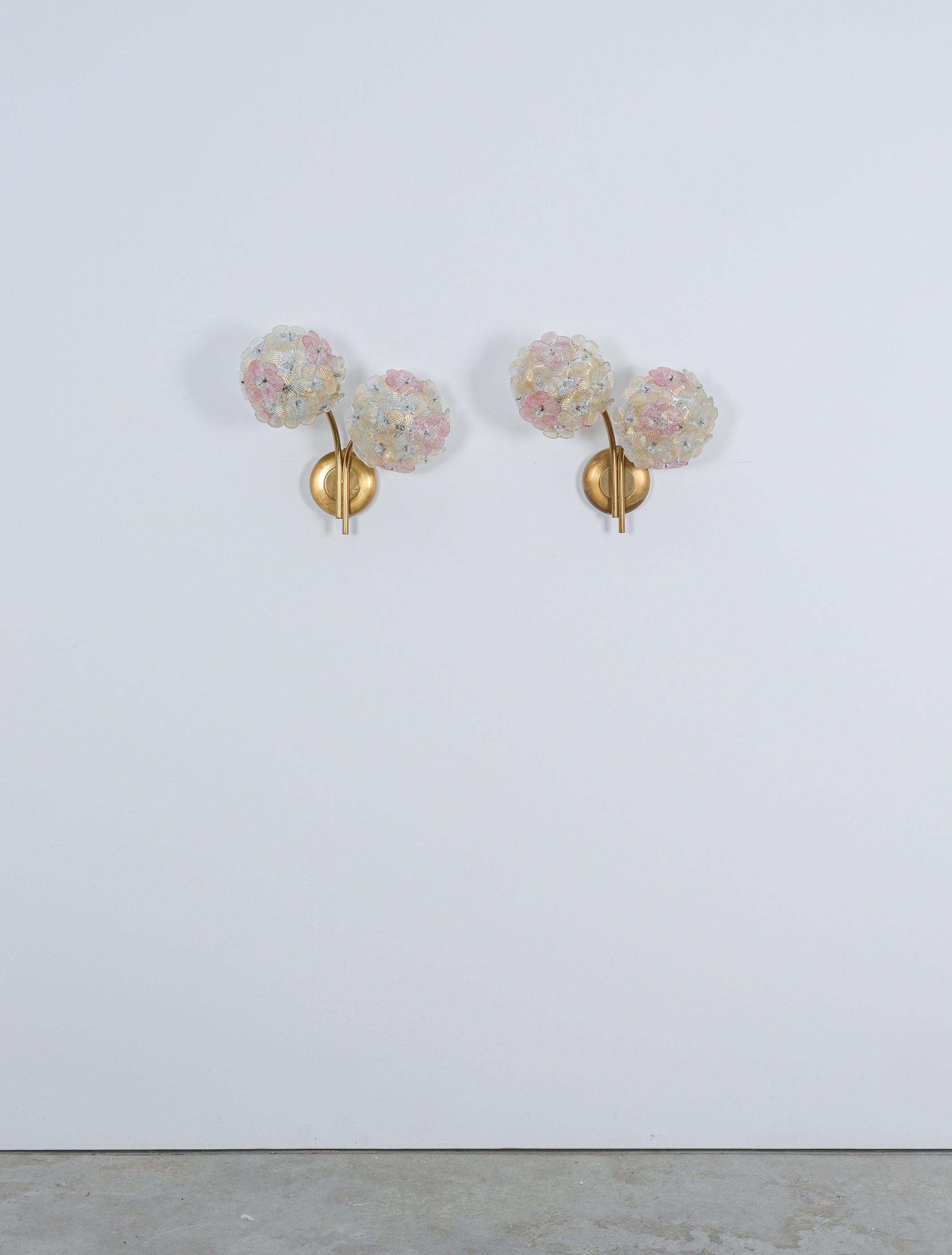 Barovier & Toso Glass Flower Wall Lights Sconces, Italy Mid Century For Sale 2