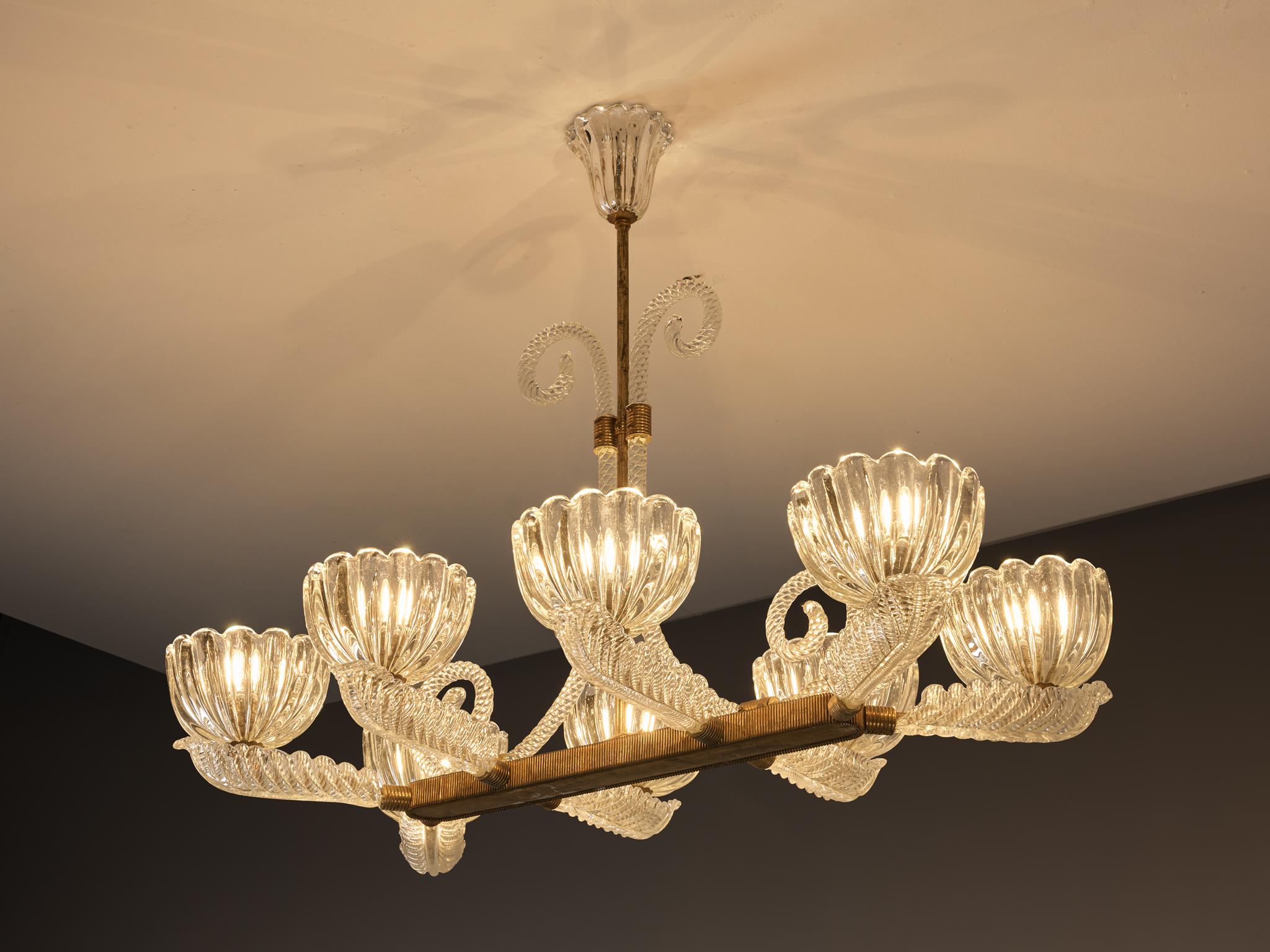 Metà XX secolo Lampadario italiano Barovier&Toso in cristallo e ottone in vendita