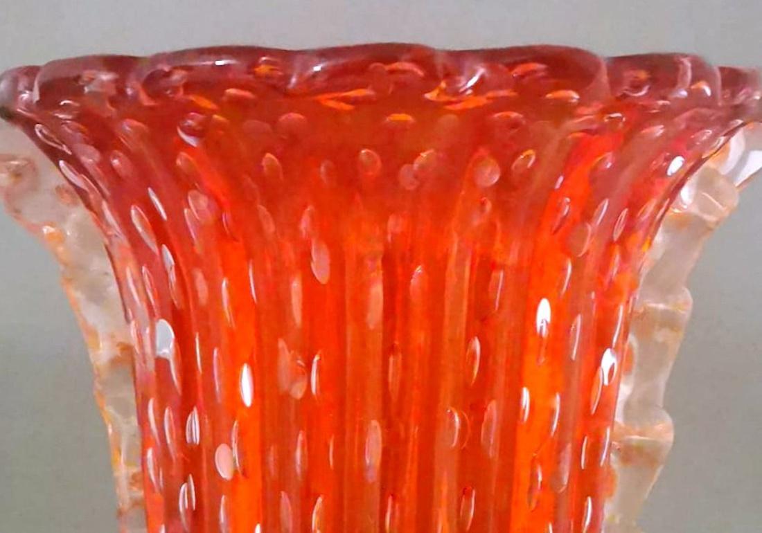 Barovier & Toso Italian Red Murano Glass Vase With Gold Decorations For Sale 4