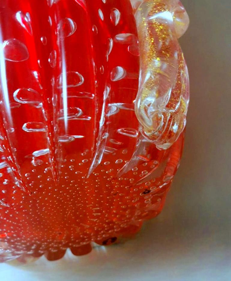 Barovier&Toso Vase italien en verre de Murano rouge avec décorations dorées en vente 6
