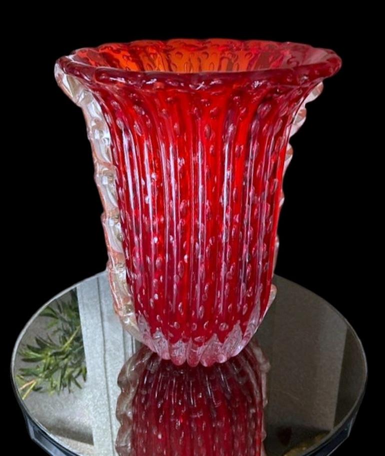 Barovier & Toso Italian Red Murano Glass Vase With Gold Decorations For Sale 14