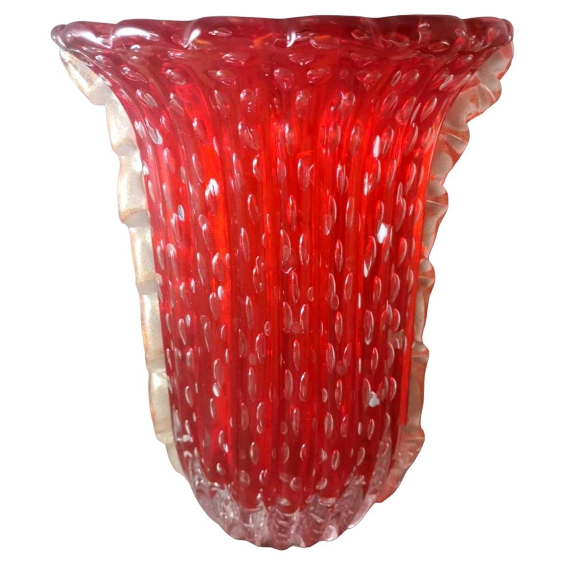 Barovier&Toso Vase italien en verre de Murano rouge avec décorations dorées