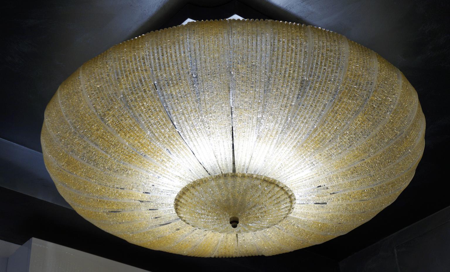Barovier & Toso Luminaire de plafond en verre de Murano ambré moderne du milieu du siècle:: 1970 en vente 4
