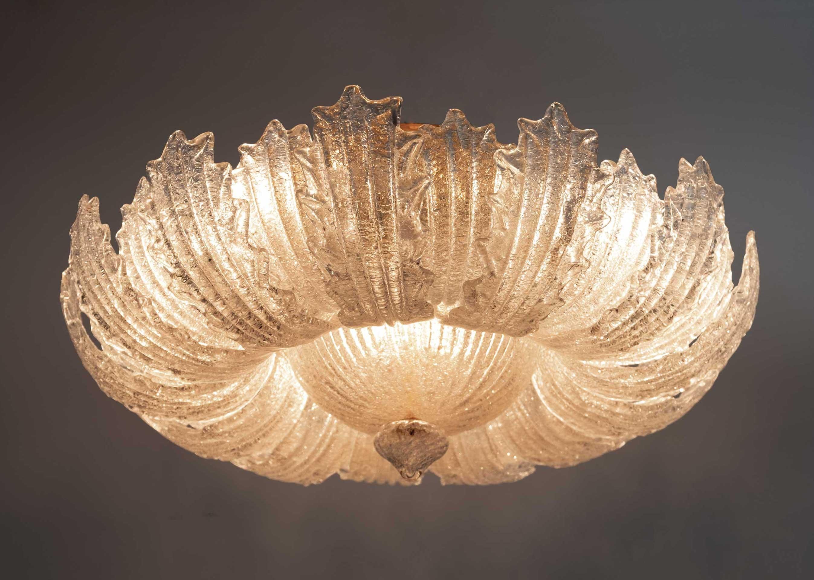 Barovier & Toso Mid-Century Modern Brass and Murano Glass Ceiling Light For Sale 3