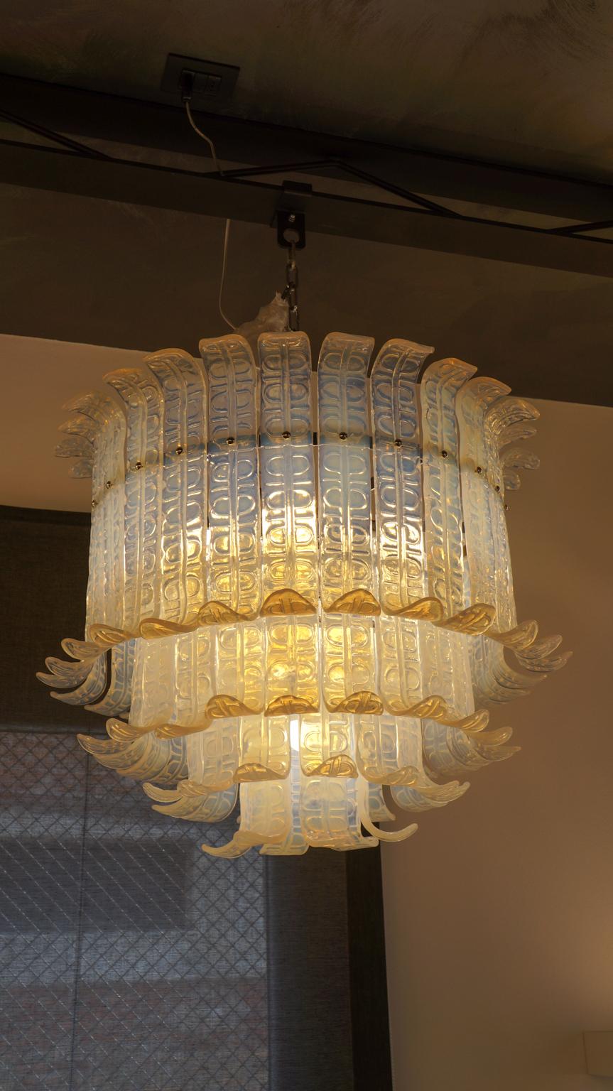 Barovier & Toso Mid-Century Modern Opaline Murano Glass Chandelier, 1972 For Sale 6