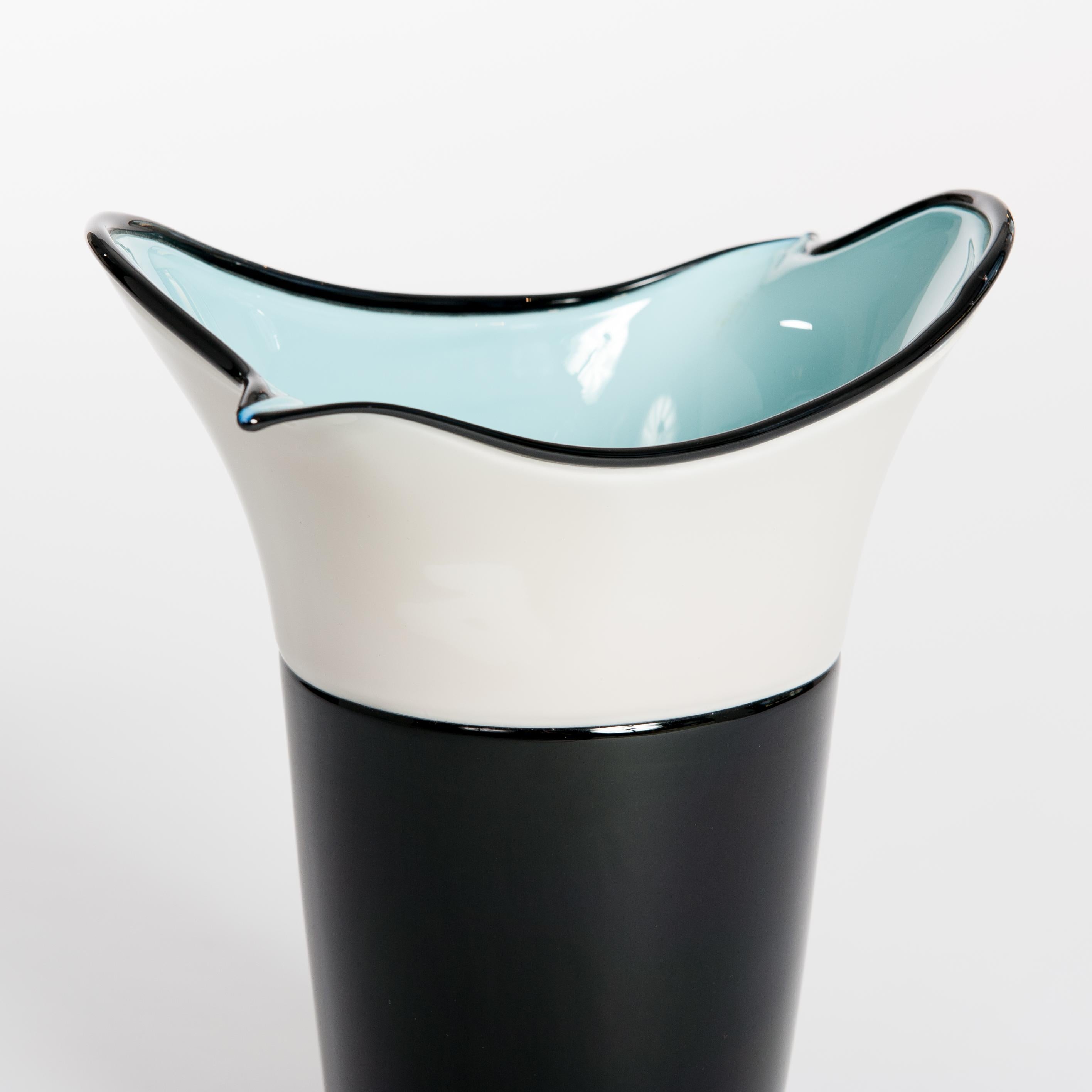 Hand-Crafted Barovier & Toso Murano Art Glass Vase 