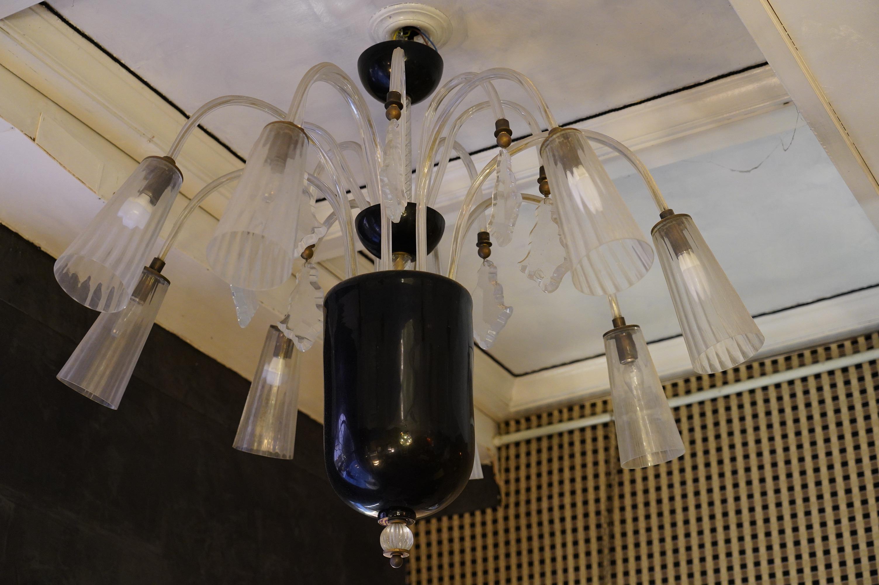 Barovier & Toso Murano Black and White Art Glass Chandeliers, 1930 In Good Condition For Sale In Rome, IT