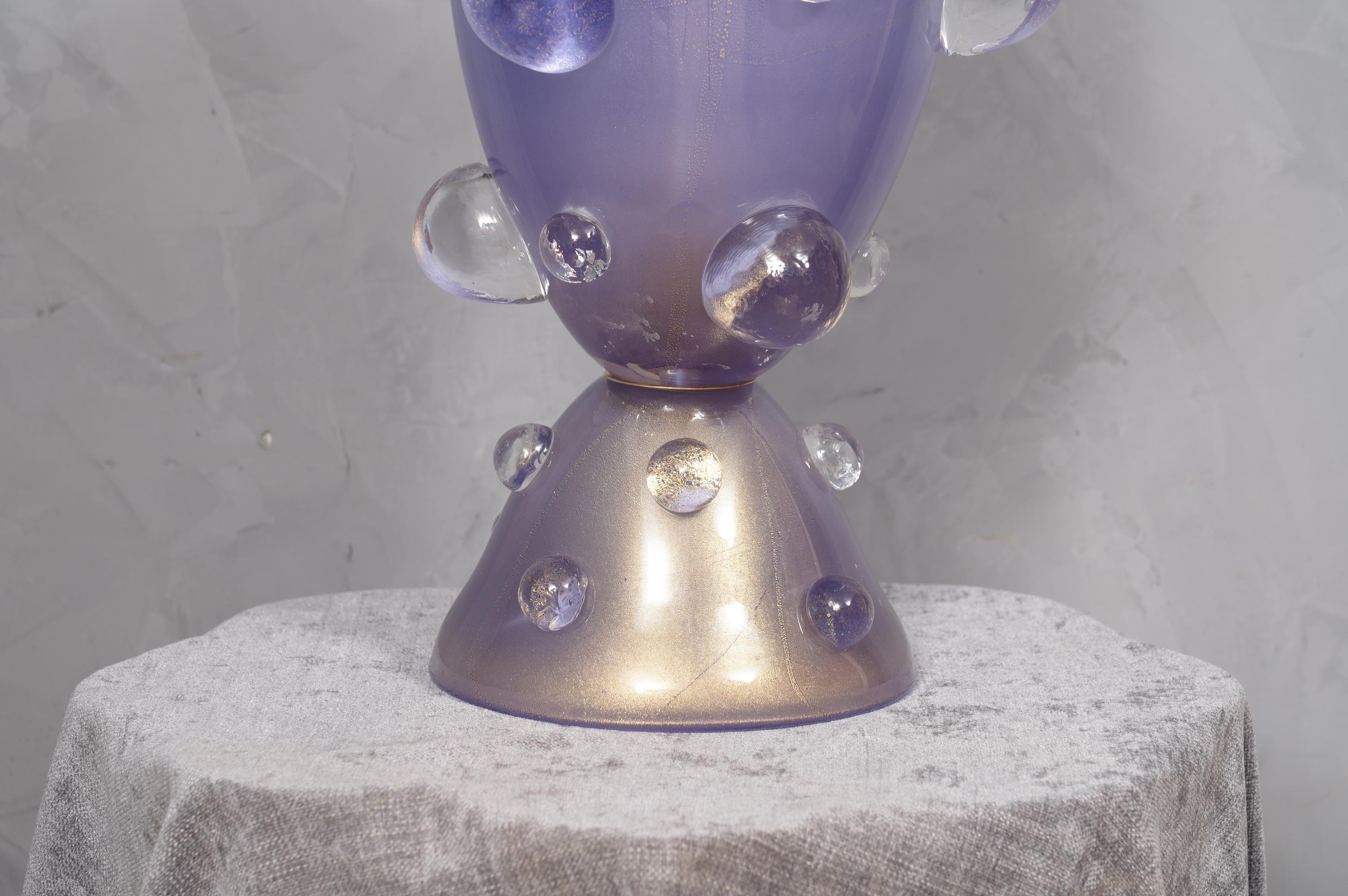 Barovier & Toso, Mid-Century-Tischlampe aus mundgeblasenem Muranoglas in Periwinkle-Farbe, 1950 (Mitte des 20. Jahrhunderts) im Angebot
