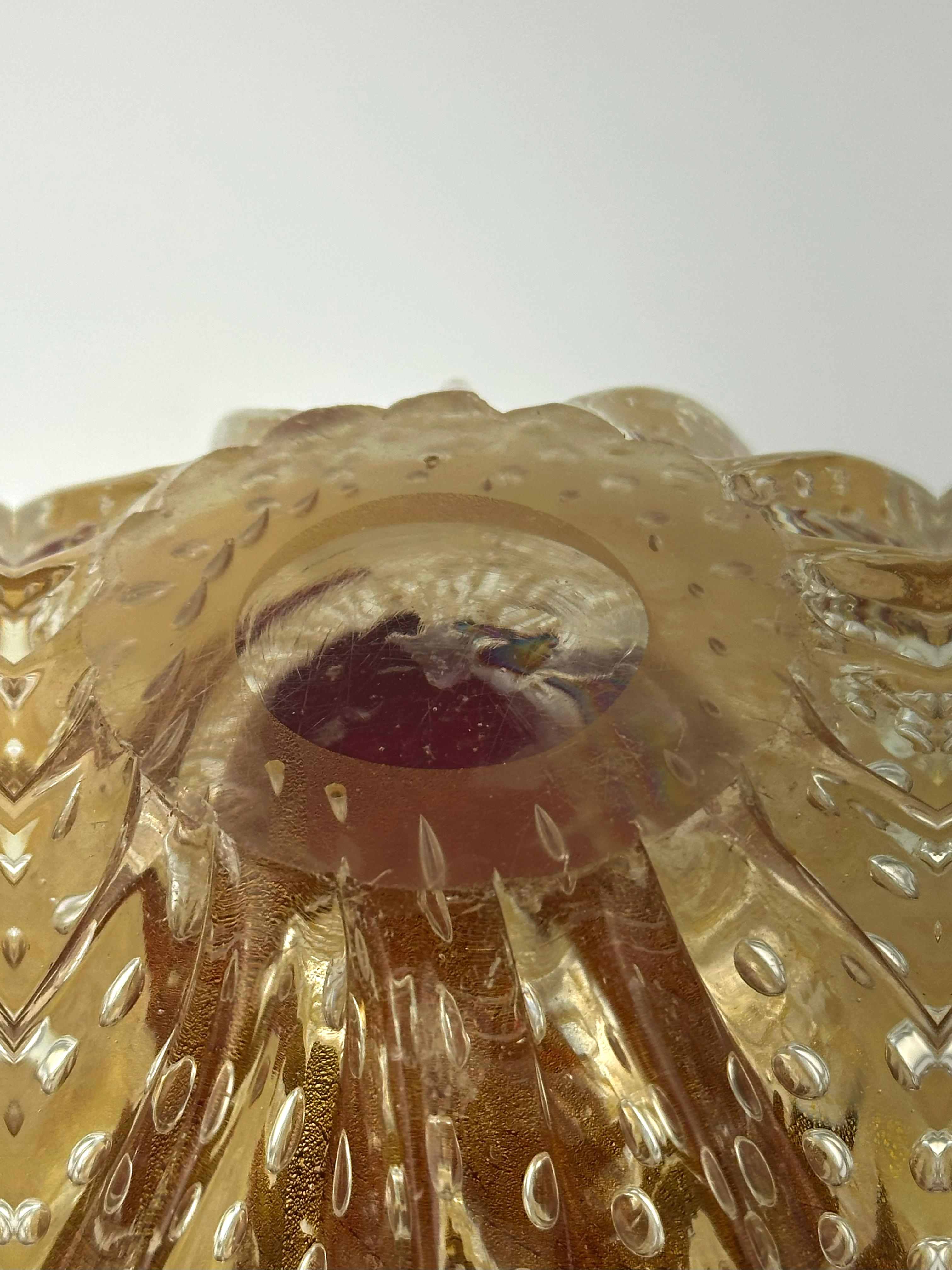 Barovier&Toso Coupe en verre Murano Bullicante en rouge et or, Italie, vers les années 1980 Bon état - En vente à Glasgow, GB