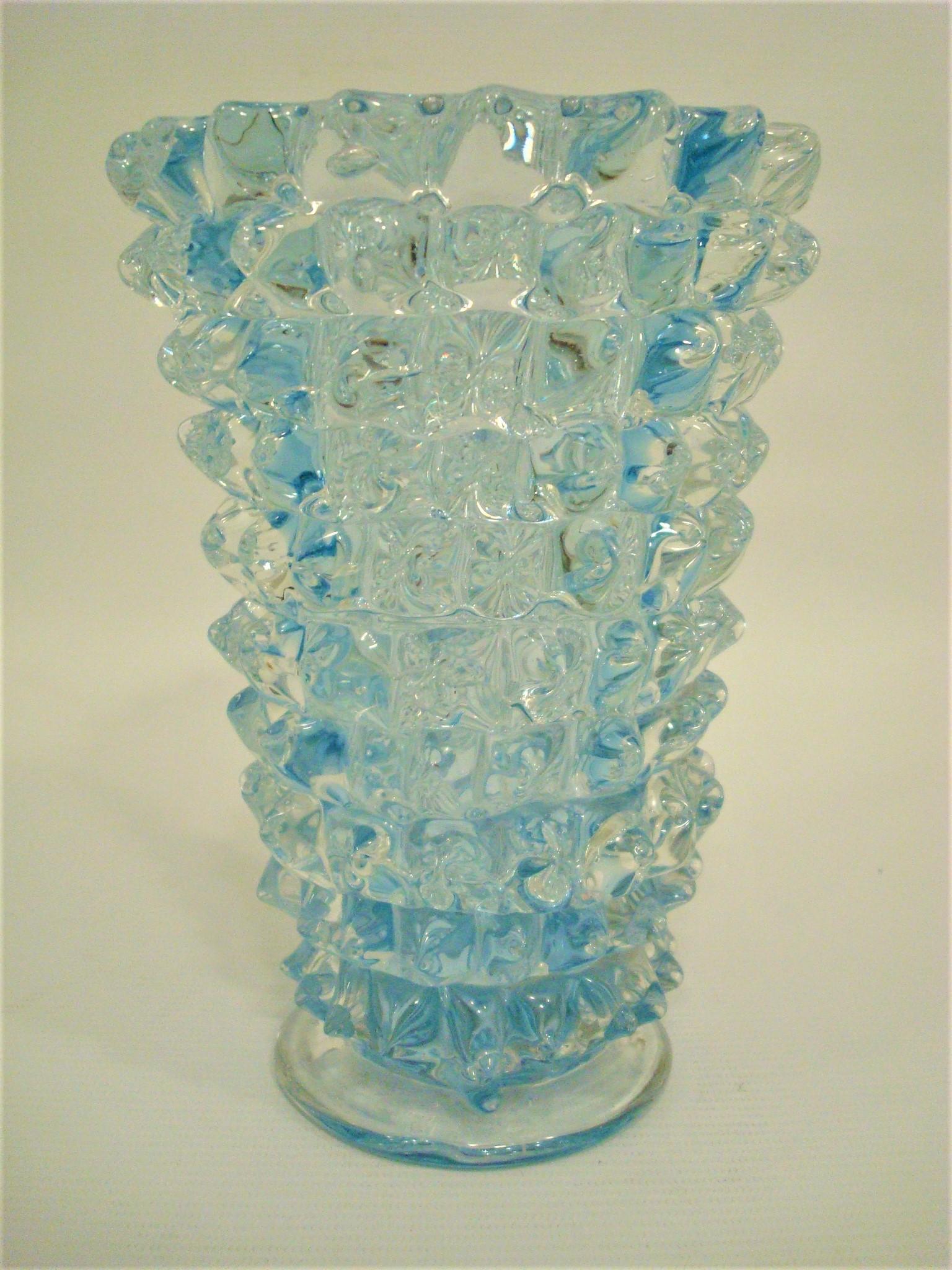 Mid-Century Modern Vase en verre Murano transparent et bleu clair ¨Rostrato¨, Italie, I.S.A., 1950 en vente