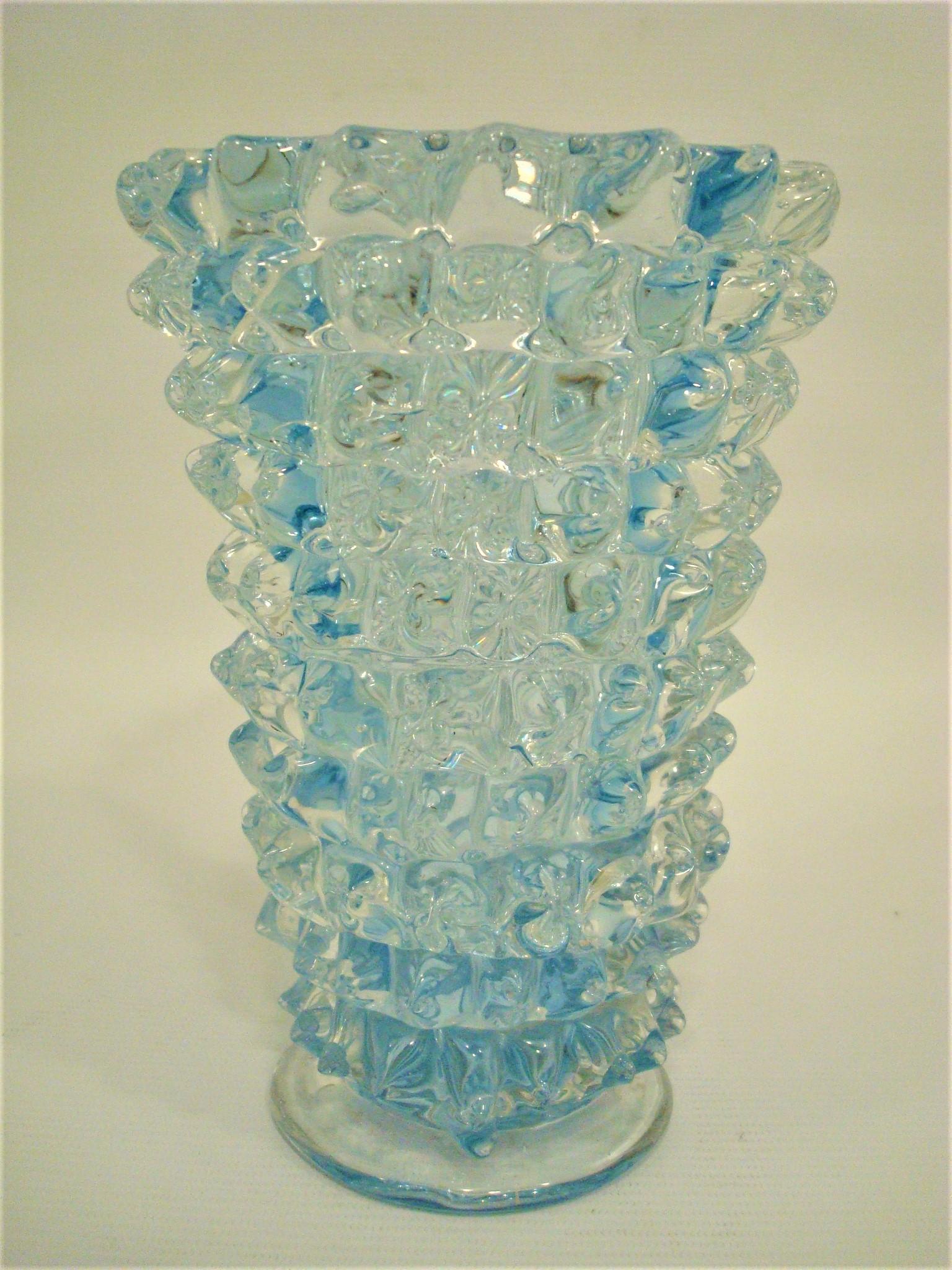 20ième siècle Vase en verre Murano transparent et bleu clair ¨Rostrato¨, Italie, I.S.A., 1950 en vente