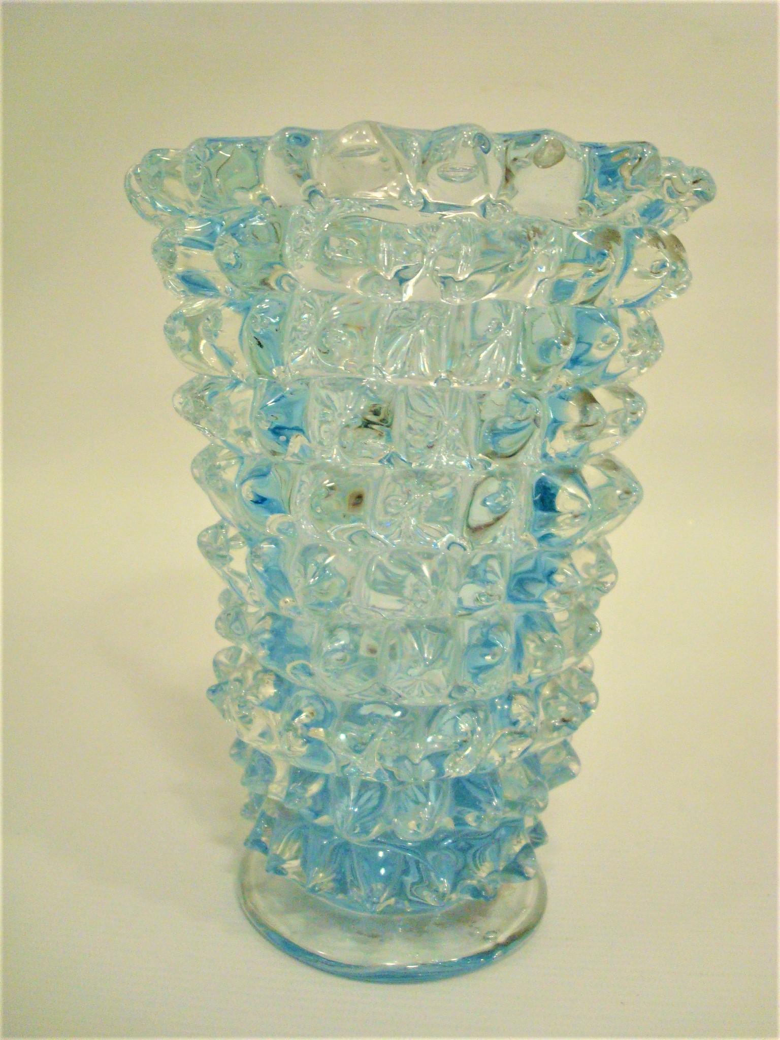Verre de Murano Vase en verre Murano transparent et bleu clair ¨Rostrato¨, Italie, I.S.A., 1950 en vente
