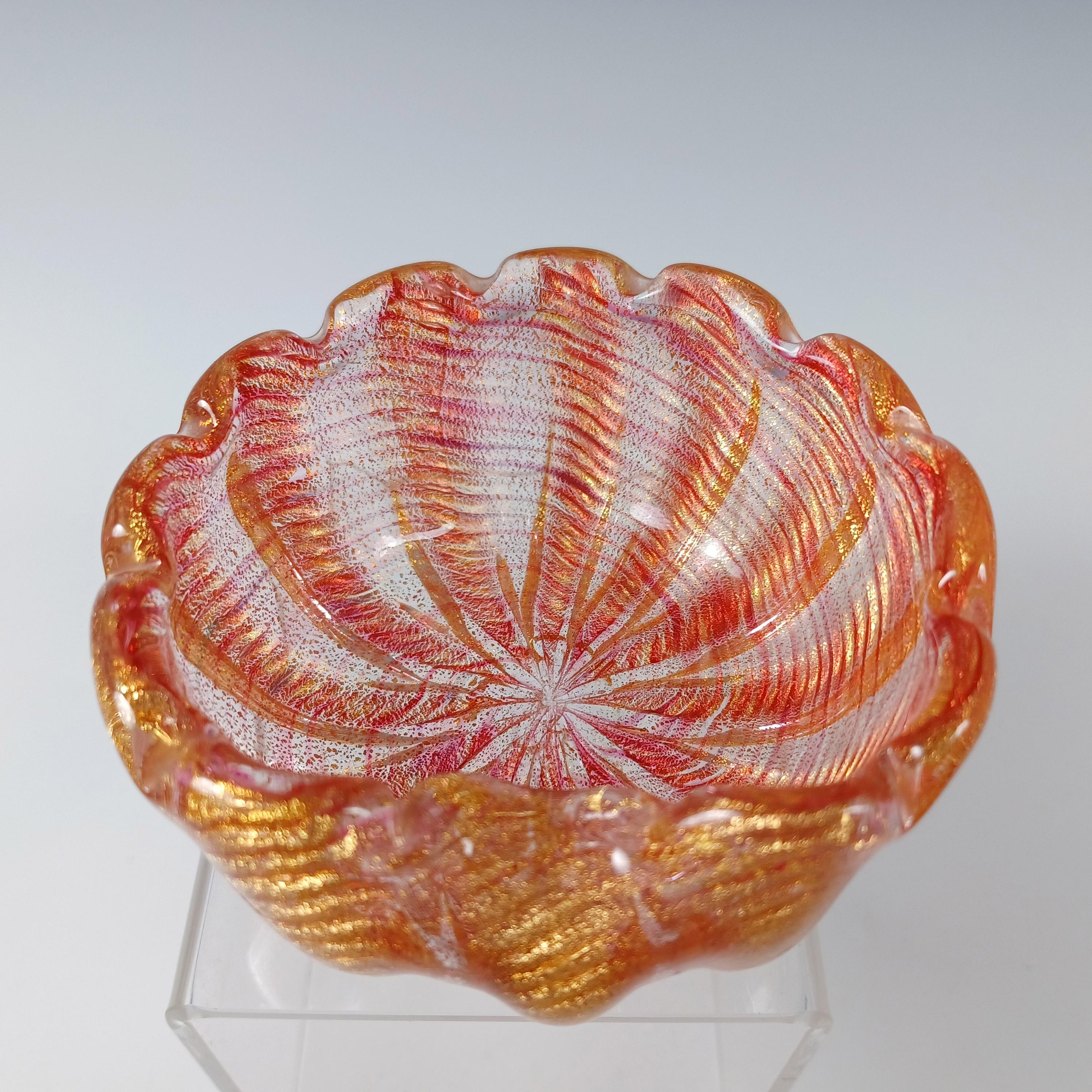 Barovier&Toso Murano Cordonato d'Oro Feuille d'or Bol en verre rouge Bon état - En vente à Bolton, GB