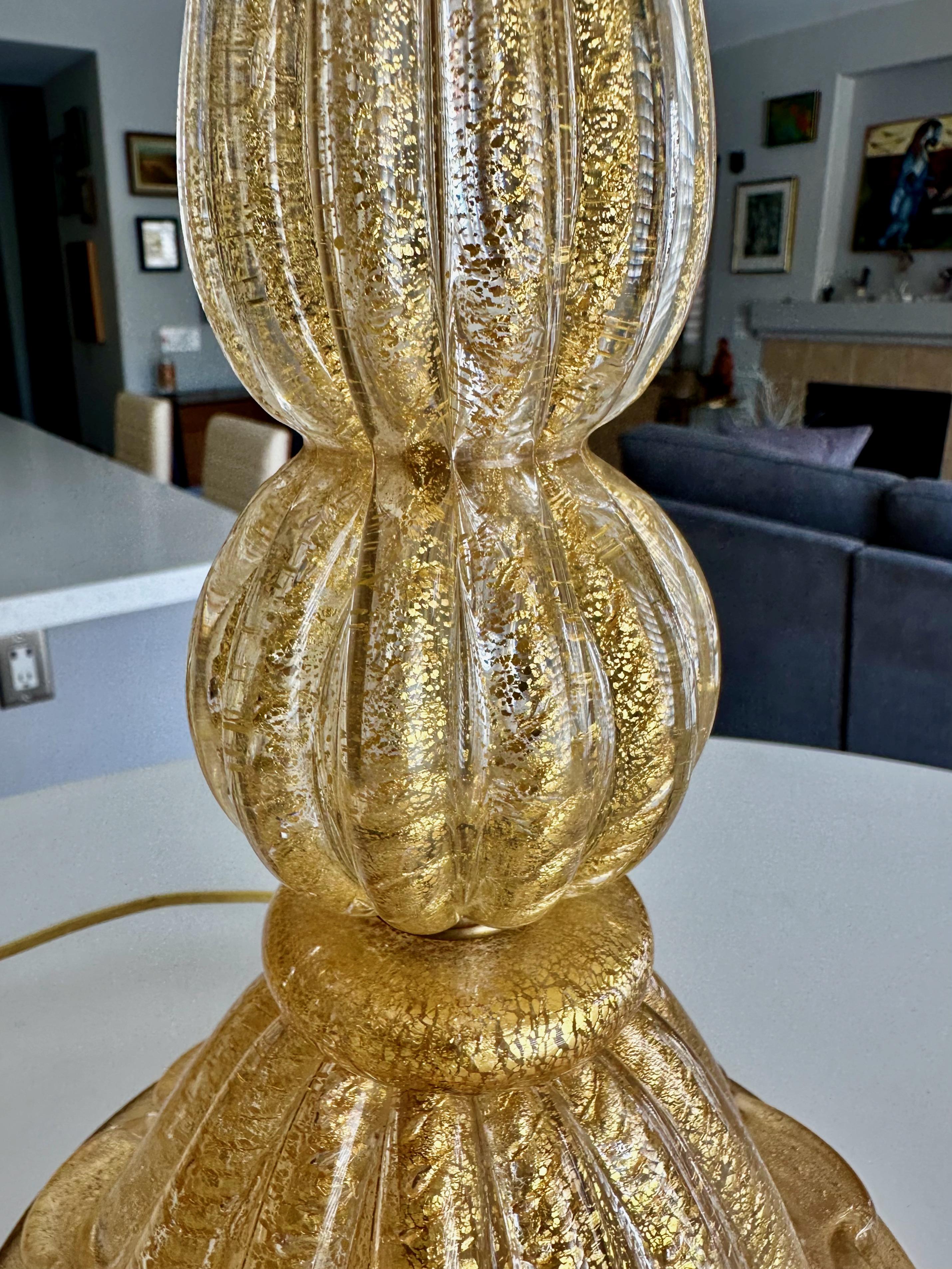 Barovier & Toso Lámpara de mesa de cristal de Murano Coronado d'Oro en venta 7