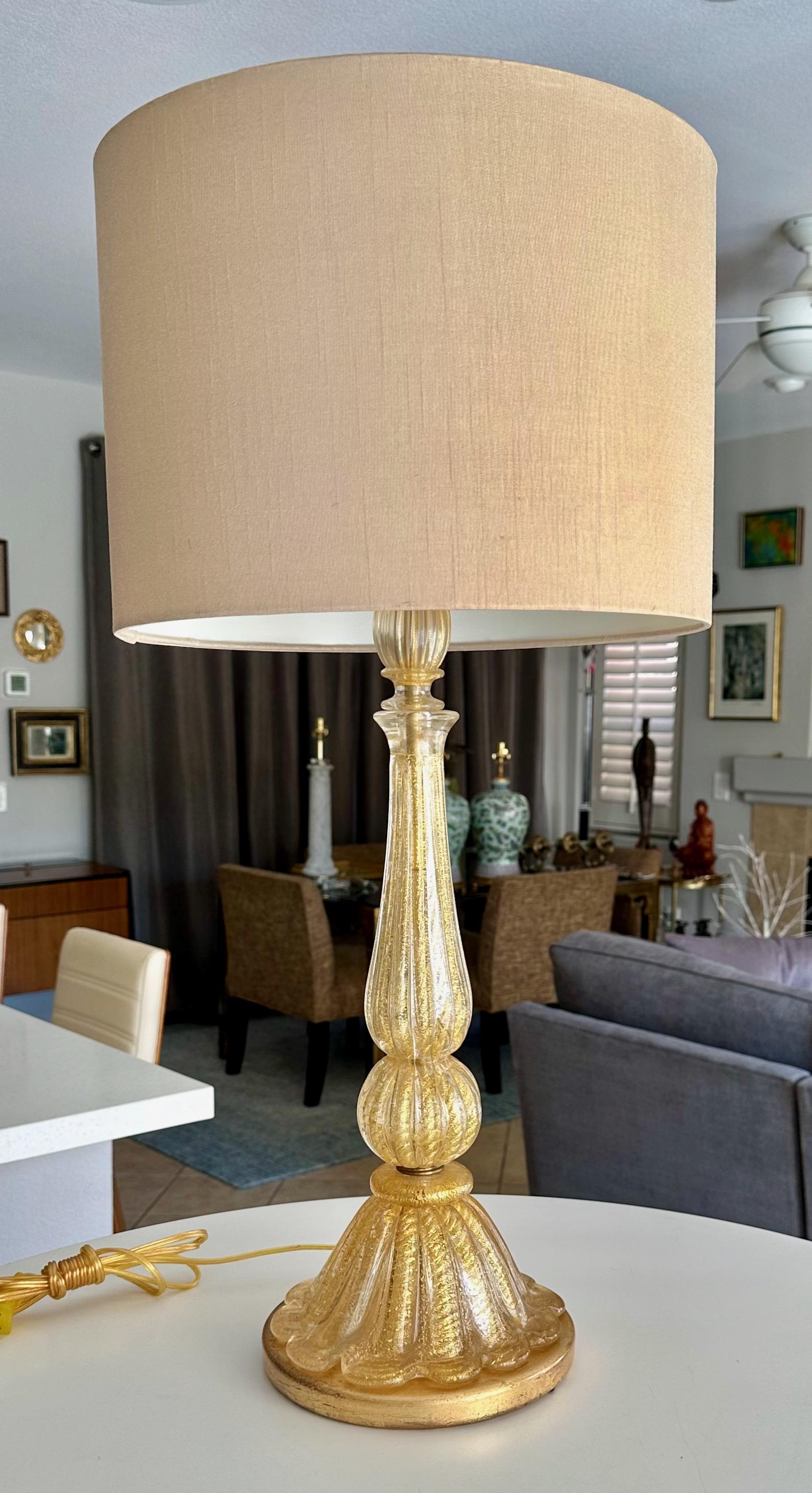 Barovier & Toso Lámpara de mesa de cristal de Murano Coronado d'Oro en venta 10